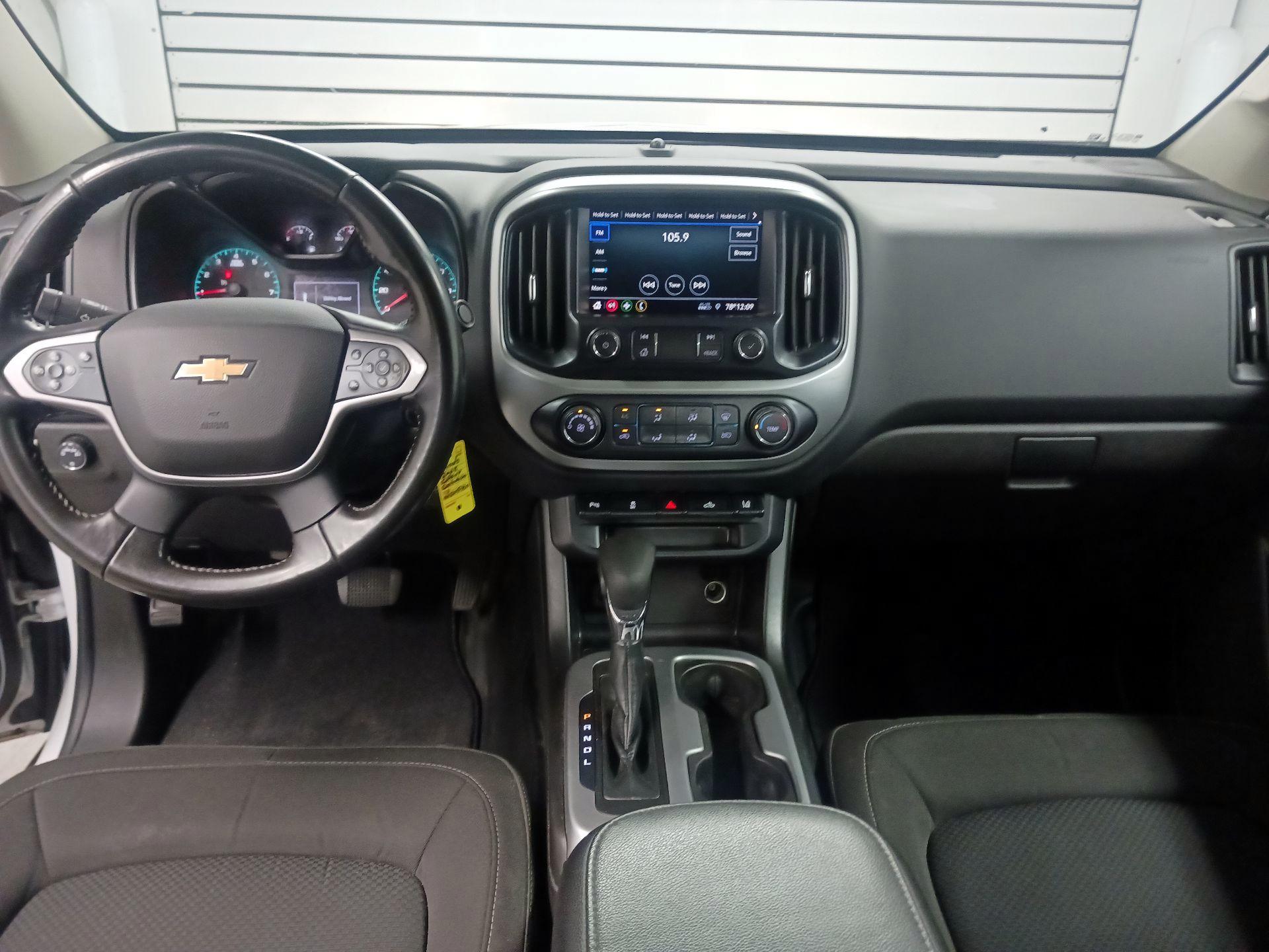 Thumbnail: 2022 Chevrolet Colorado - 9