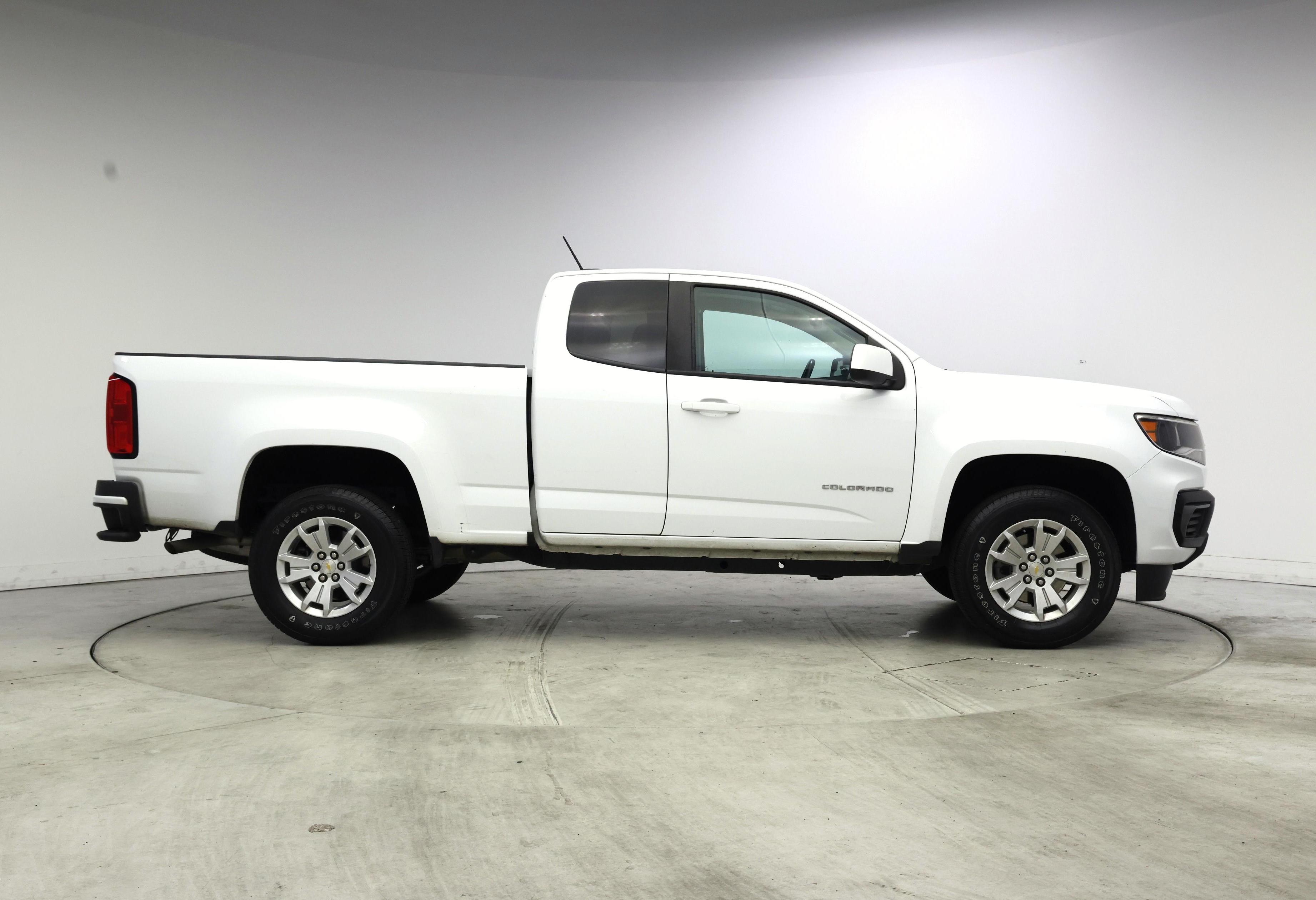 Thumbnail: 2022 Chevrolet Colorado - 7