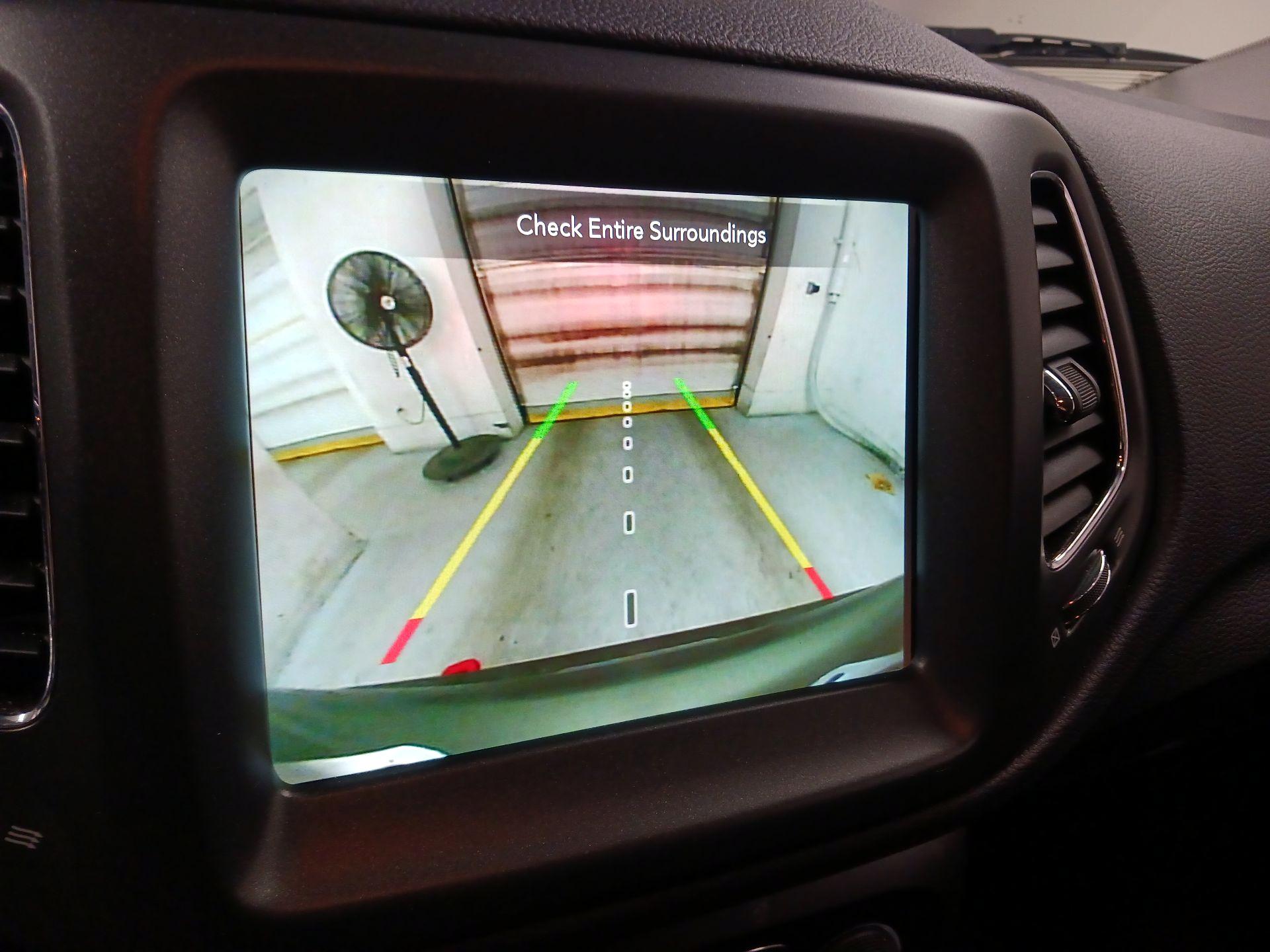 Thumbnail: 2021 Jeep Compass - 13