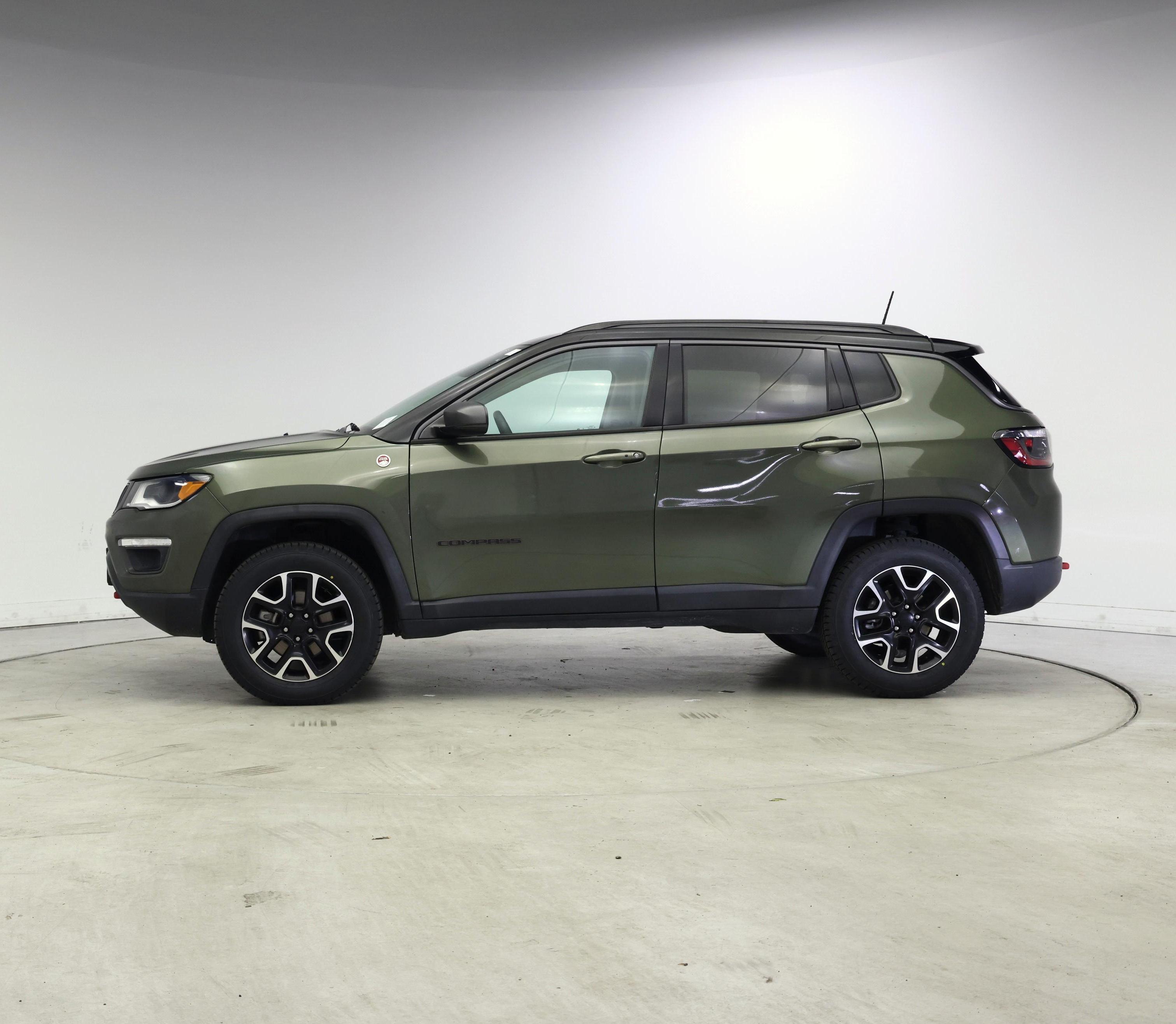 Thumbnail: 2021 Jeep Compass - 3