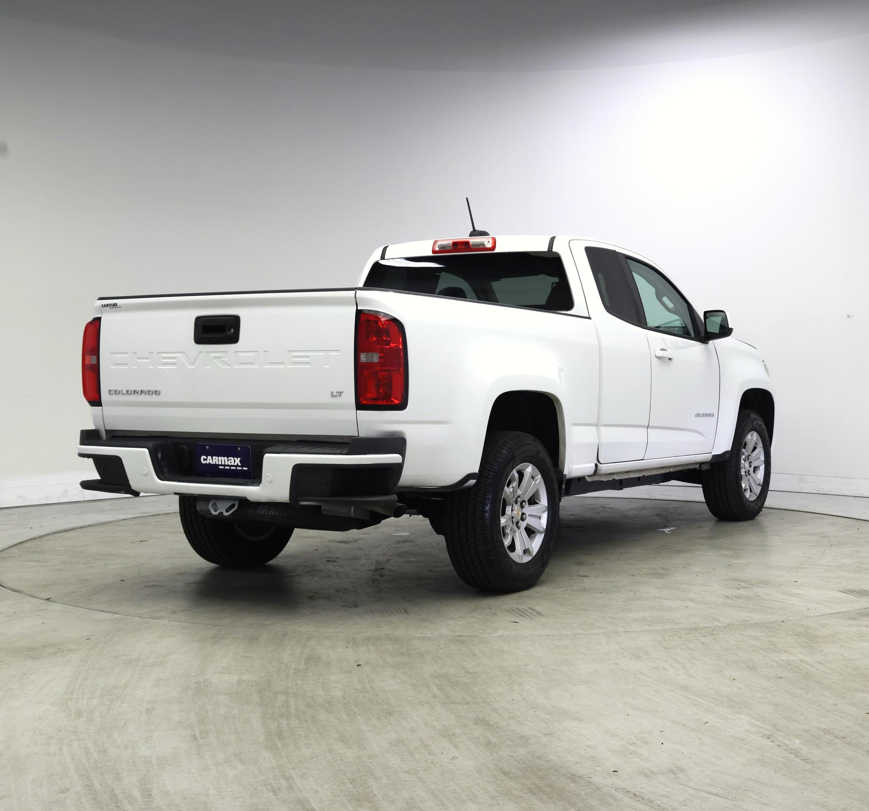 Thumbnail: 2022 Chevrolet Colorado - 8