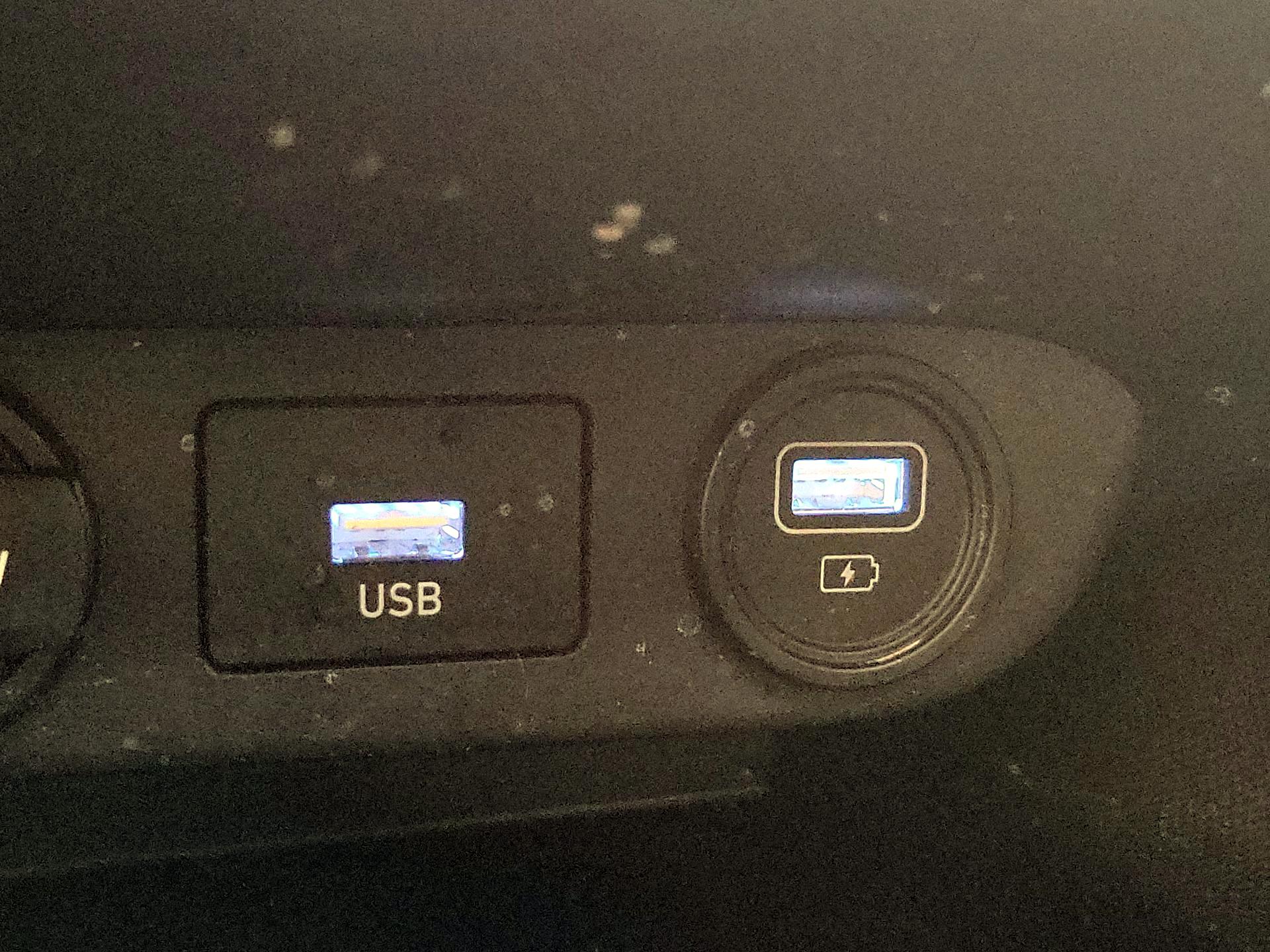 Thumbnail: 2023 Hyundai Elantra - 19