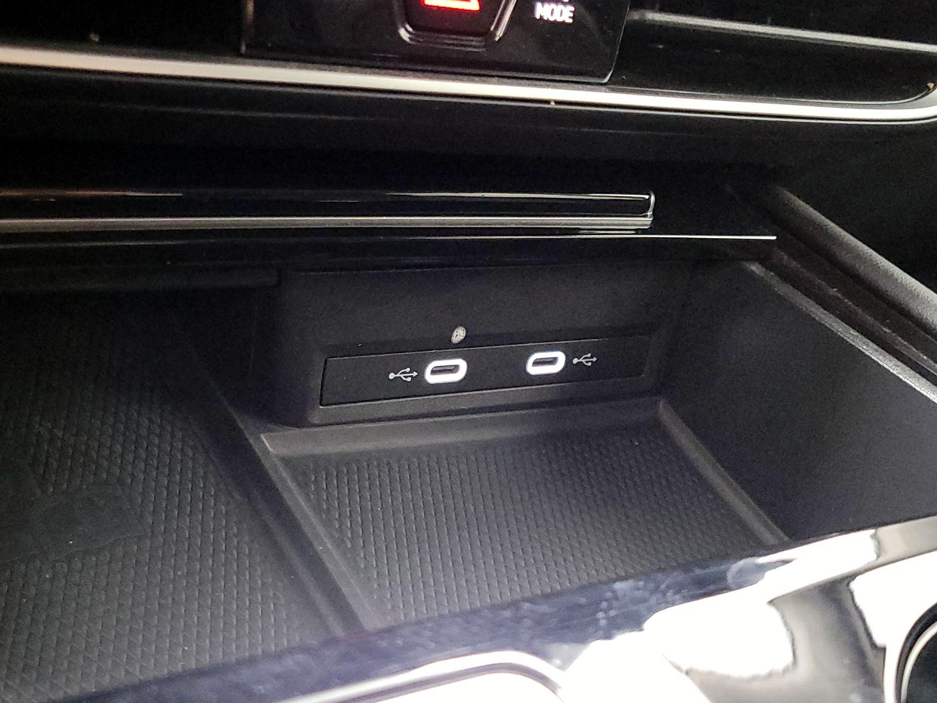 Thumbnail: 2024 Volkswagen Atlas - 18