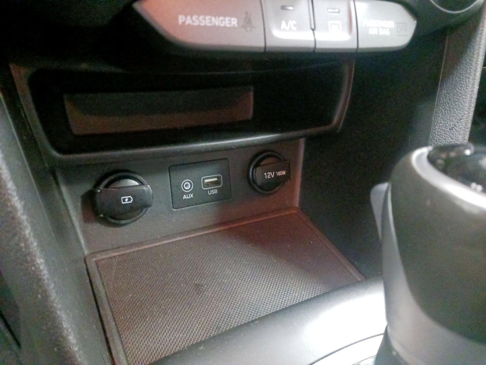 Thumbnail: 2021 Hyundai Kona - 18