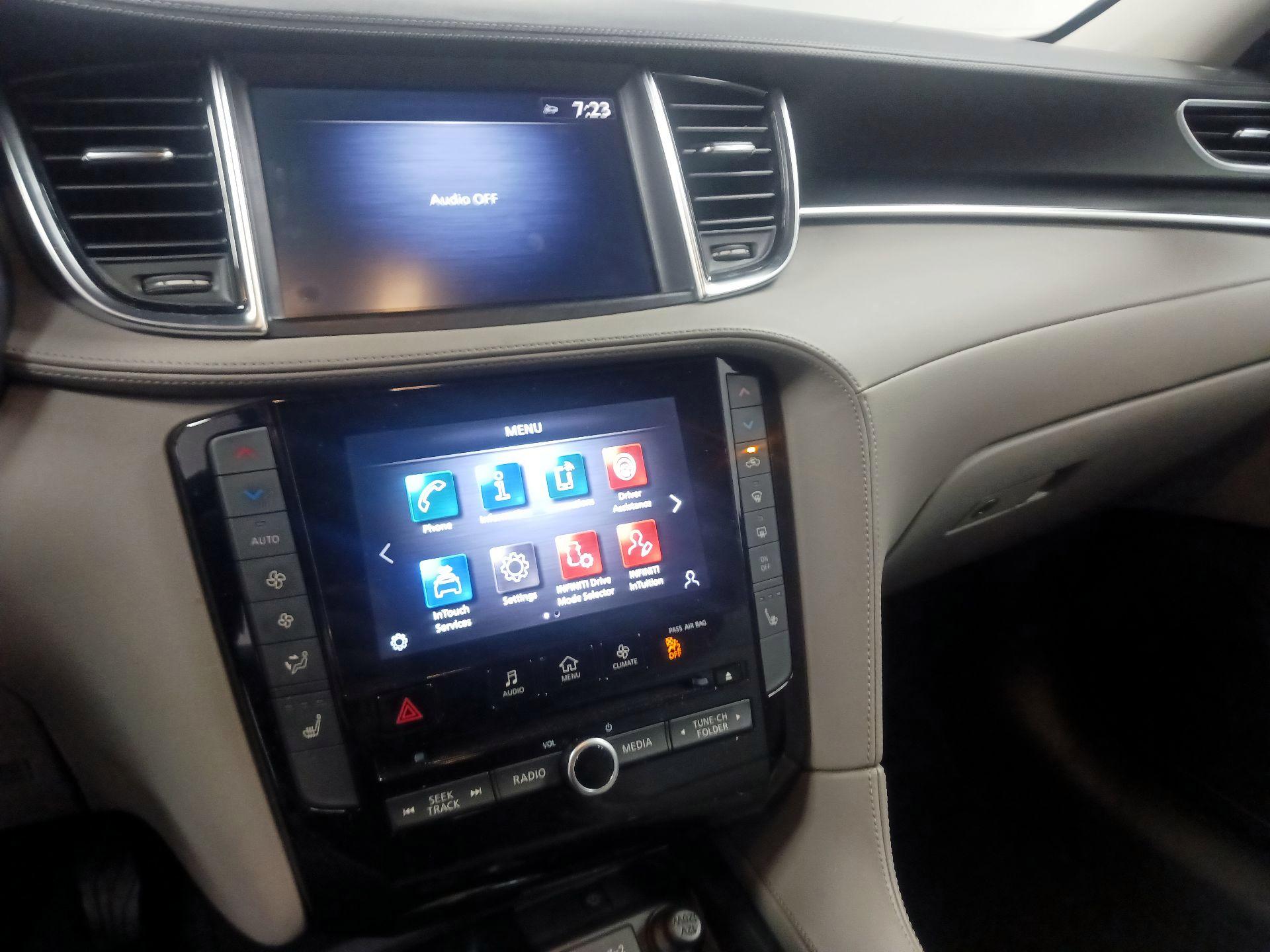 Thumbnail: 2023 INFINITI QX50 - 14