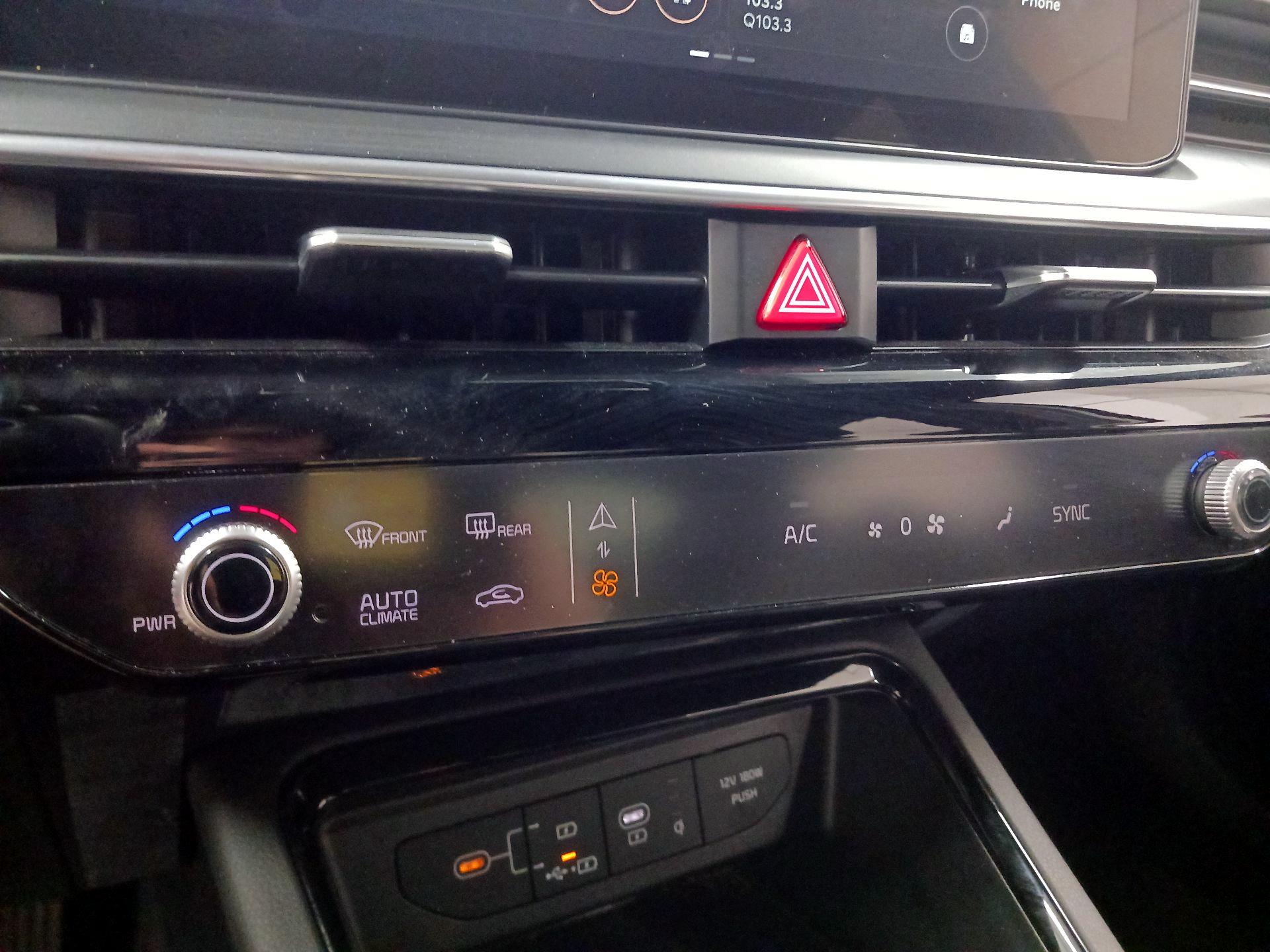 Thumbnail: 2025 Kia K5 - 14