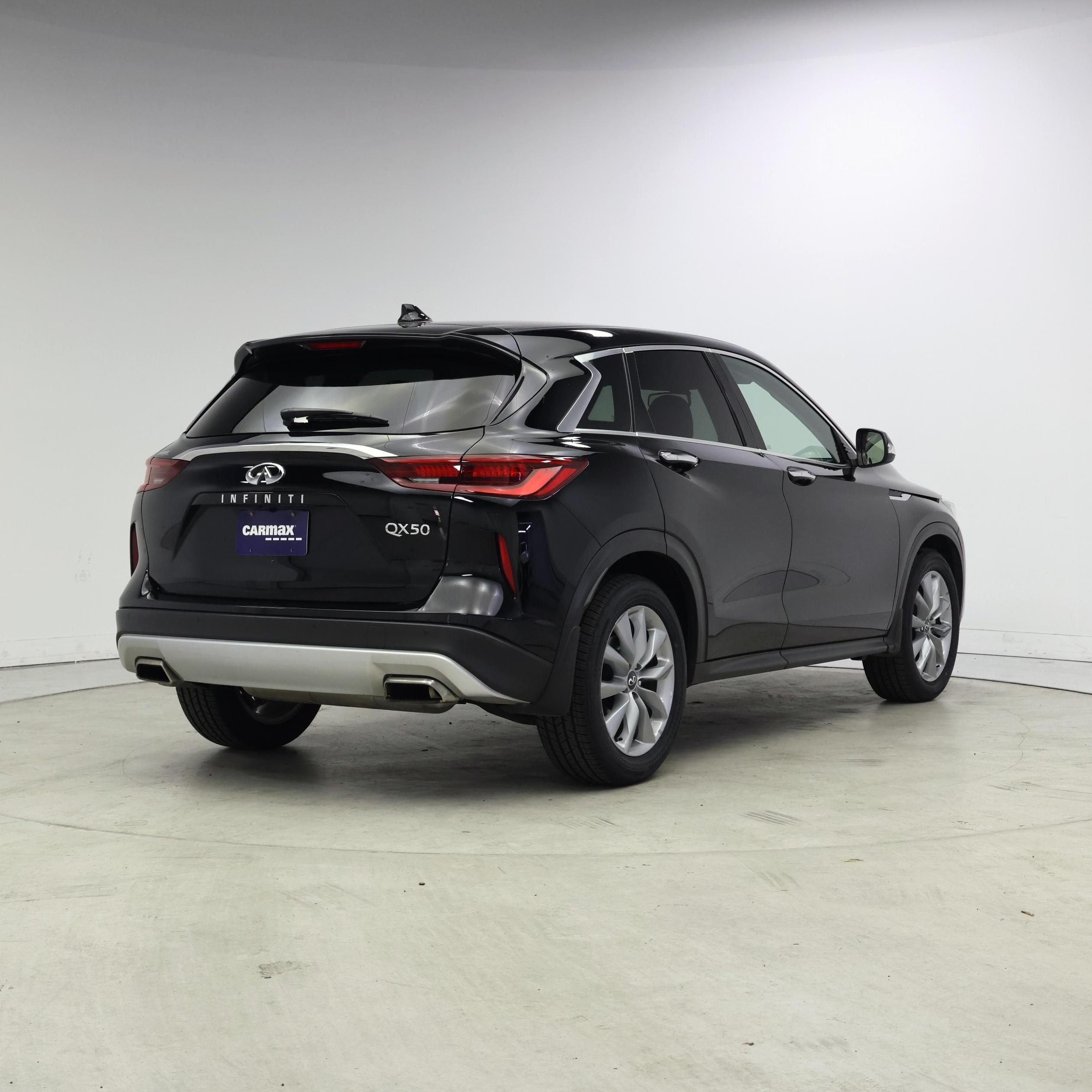 Thumbnail: 2022 INFINITI QX50 - 8