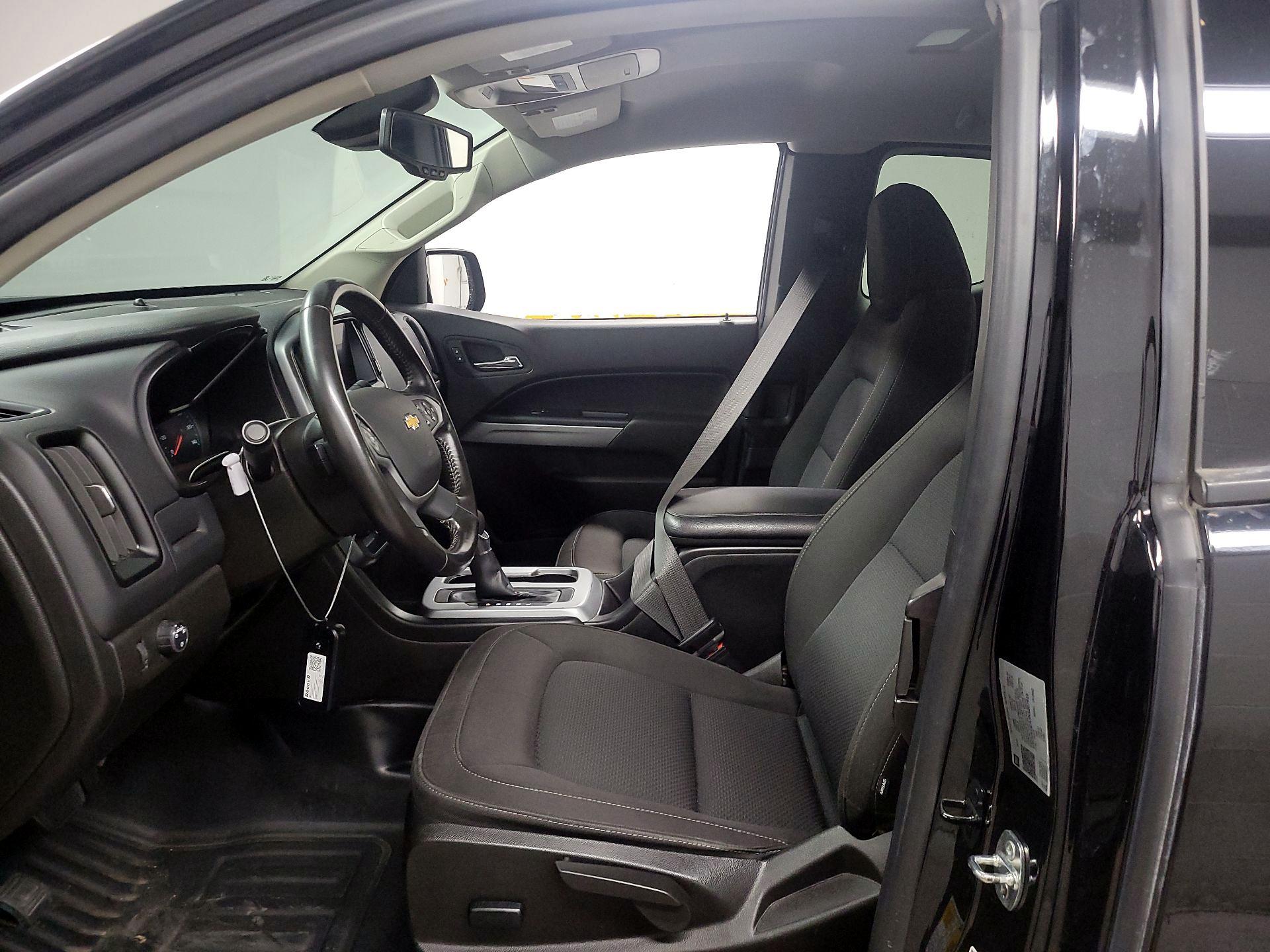 Thumbnail: 2022 Chevrolet Colorado - 11