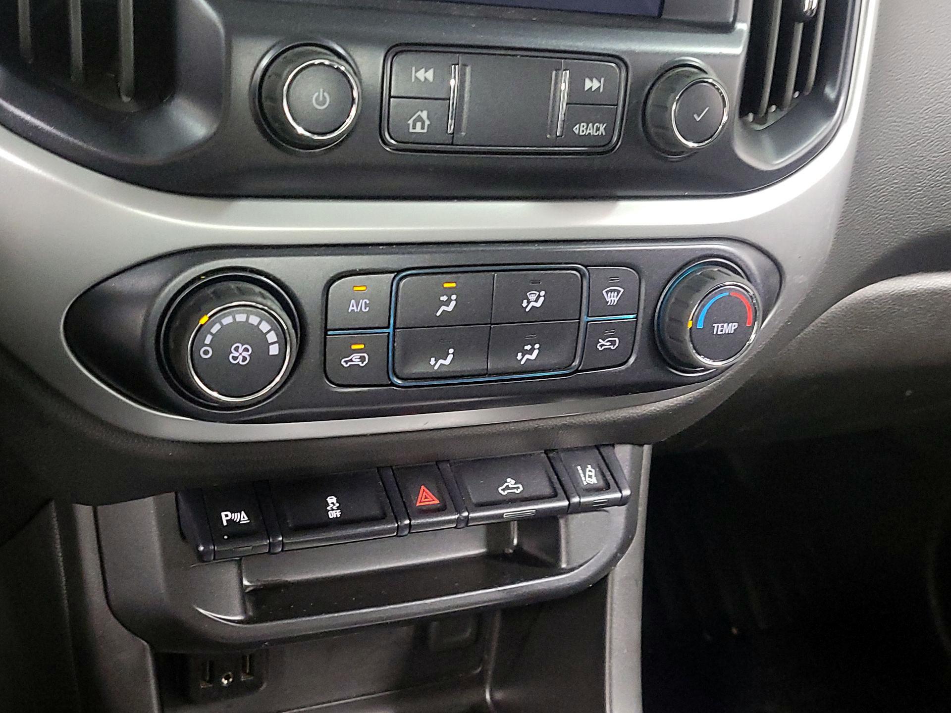 Thumbnail: 2022 Chevrolet Colorado - 15