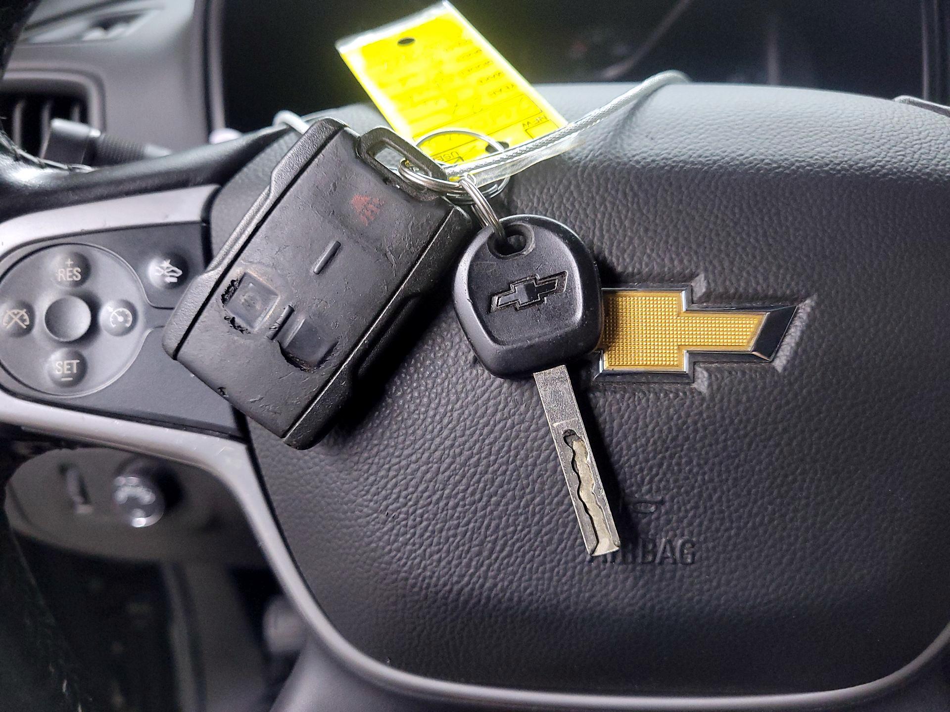 Thumbnail: 2022 Chevrolet Colorado - 19