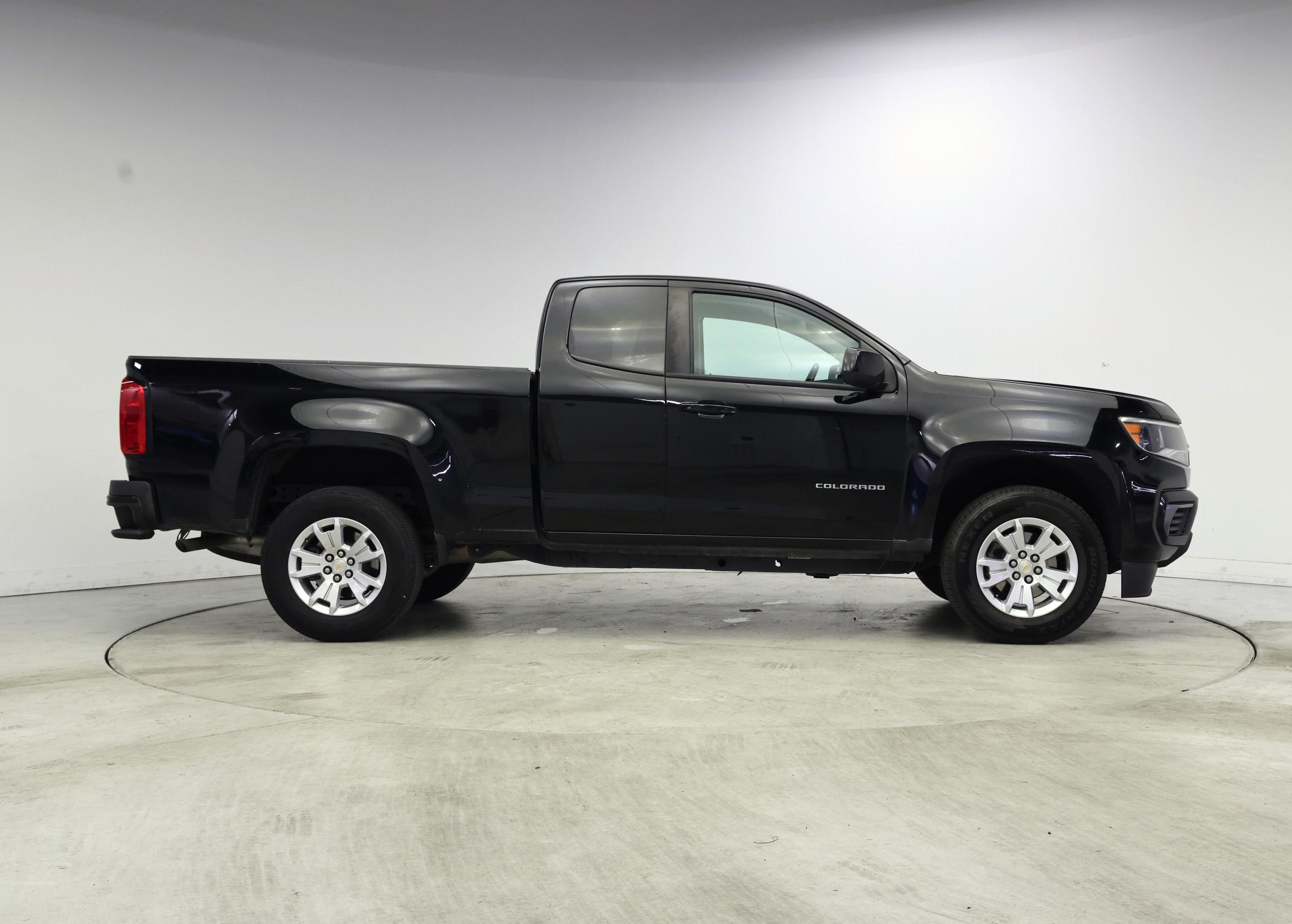 Thumbnail: 2022 Chevrolet Colorado - 7