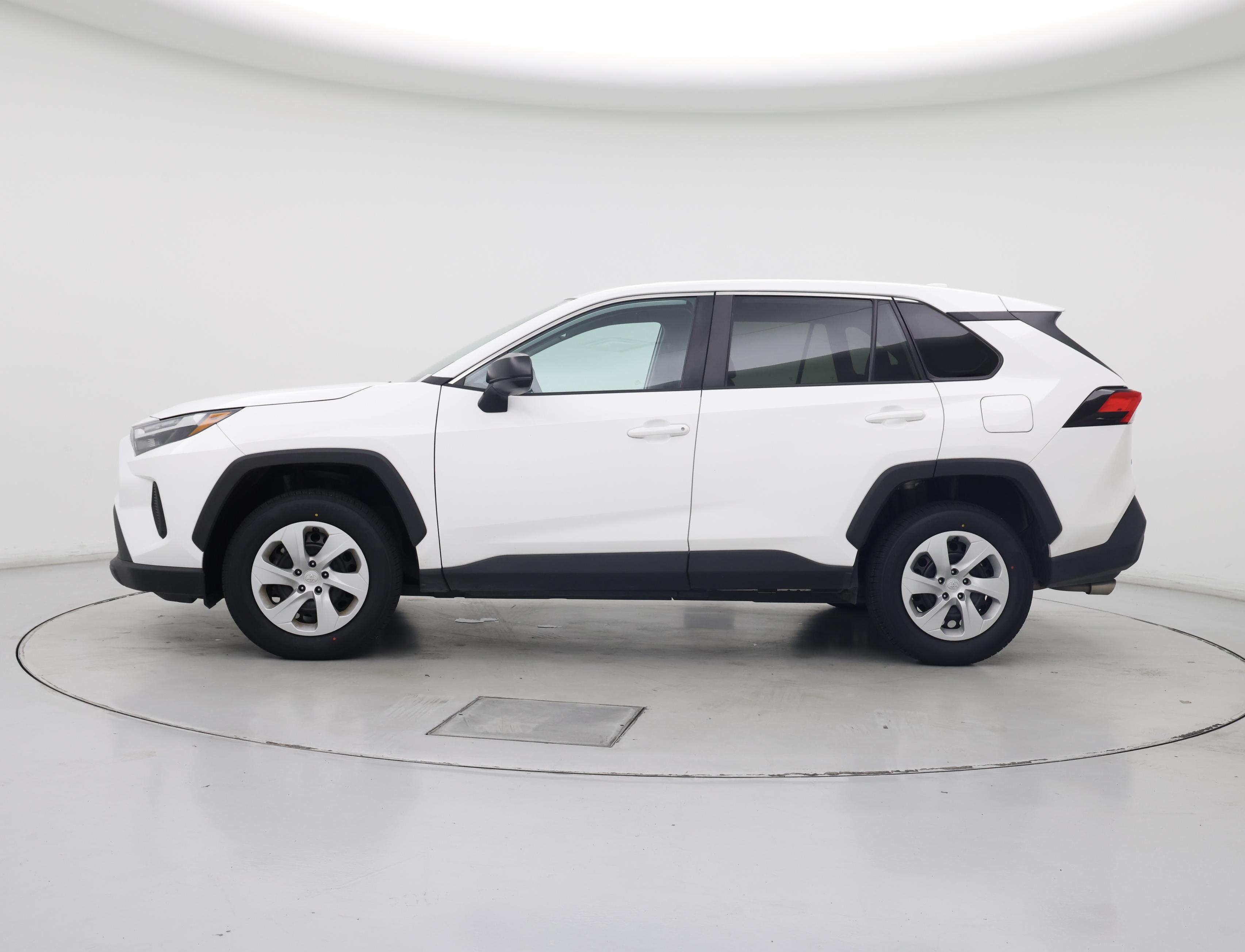 Thumbnail: 2024 Toyota RAV4 - 3