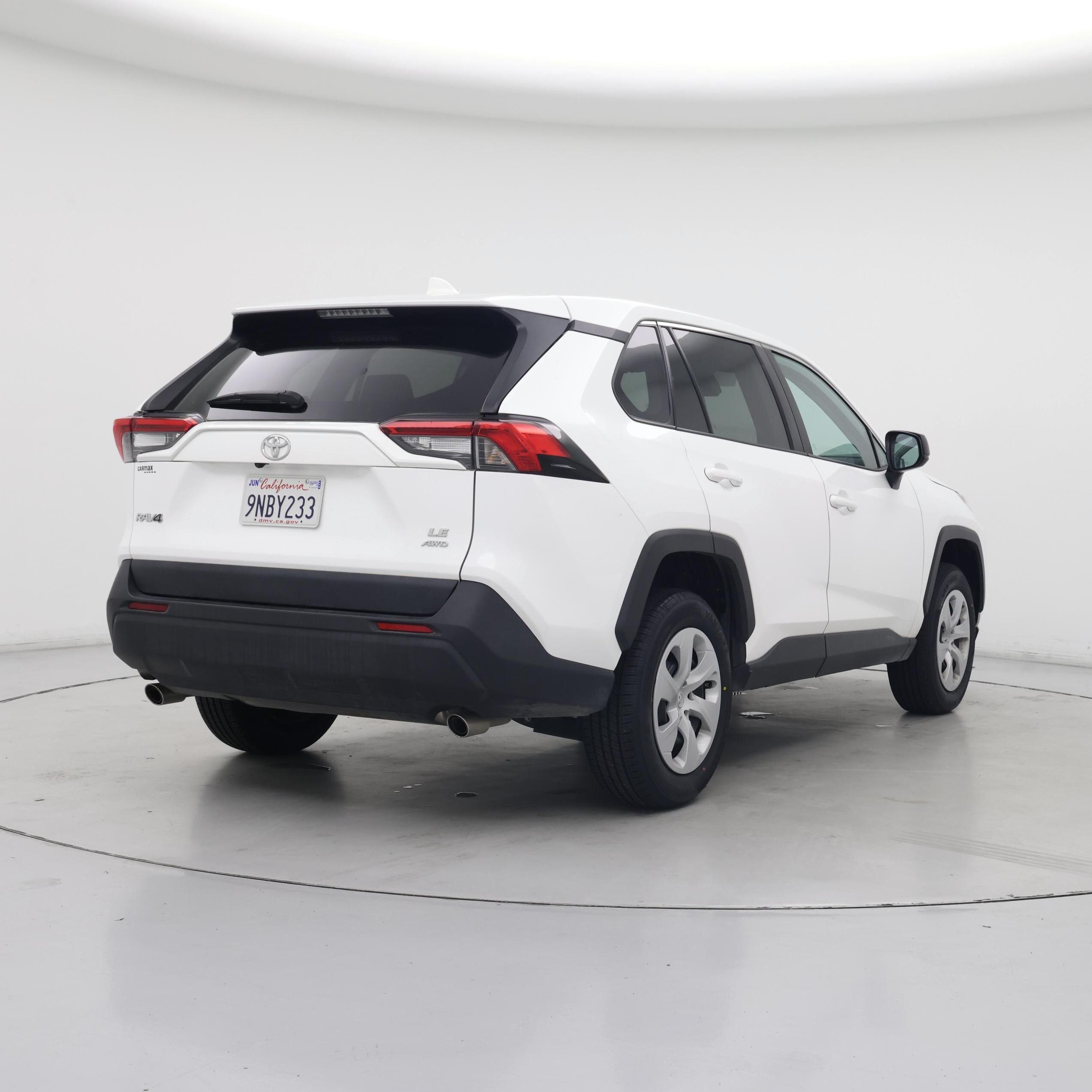 Thumbnail: 2024 Toyota RAV4 - 8