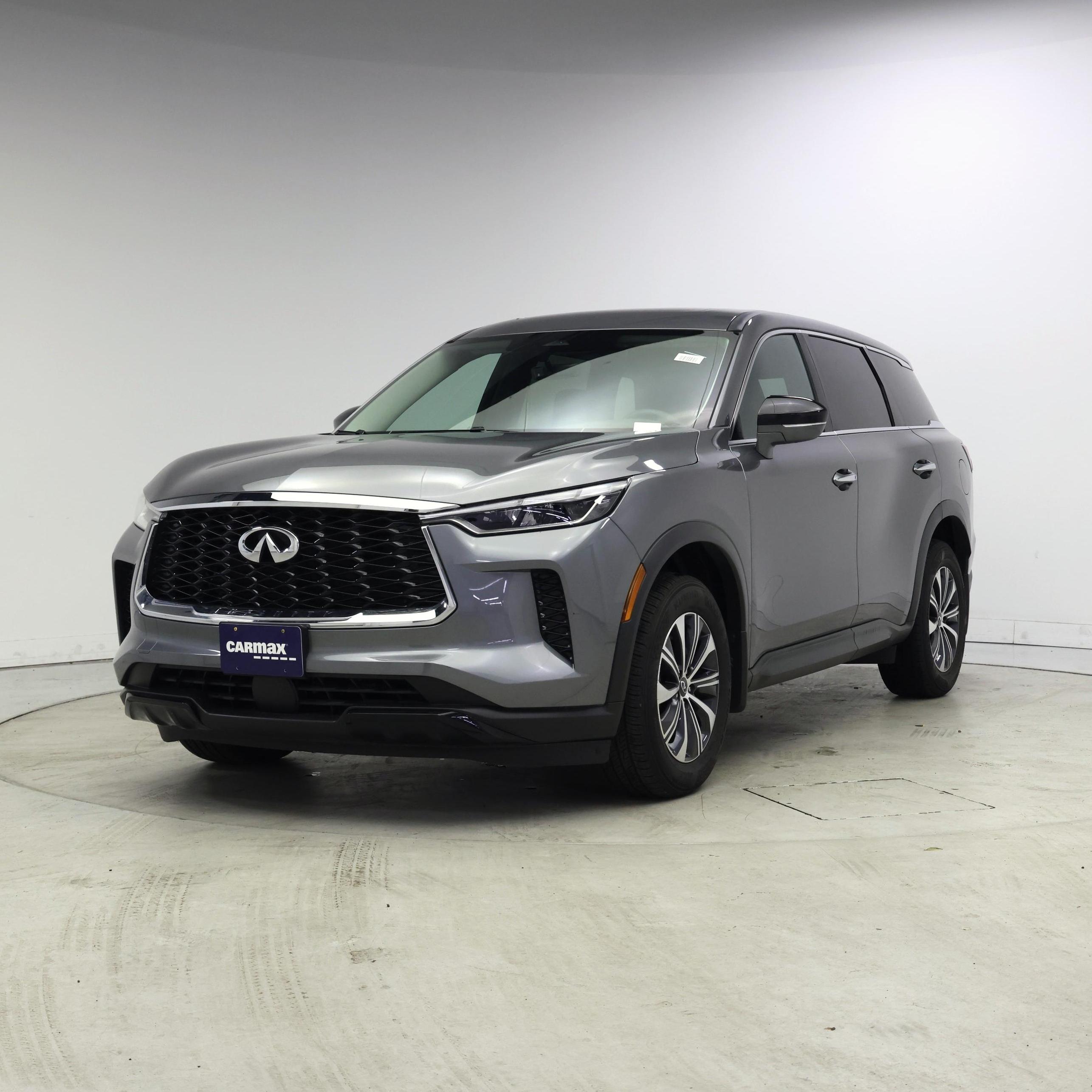 Thumbnail: 2023 INFINITI QX60 - 4