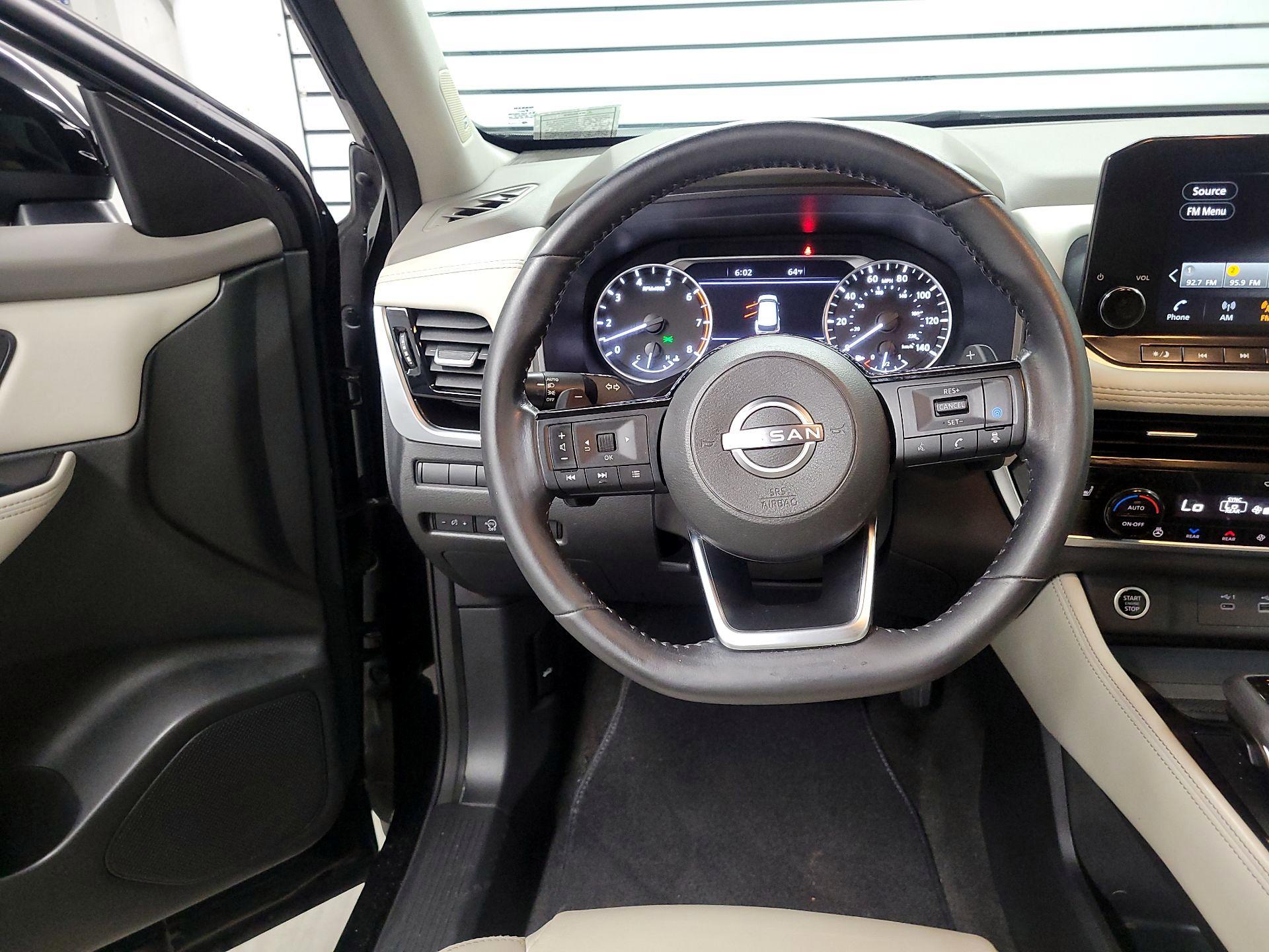 Thumbnail: 2023 Nissan Rogue - 10