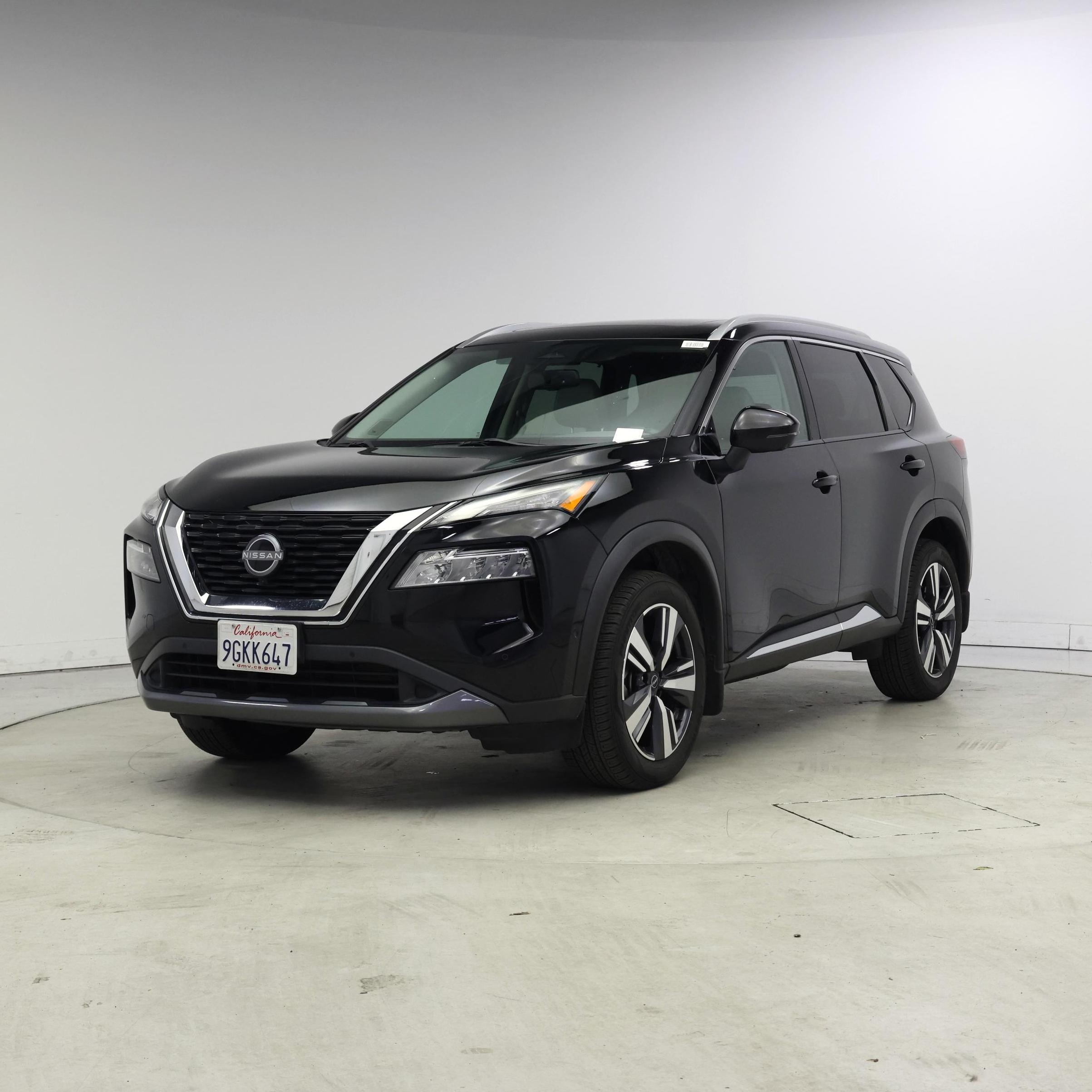 Thumbnail: 2023 Nissan Rogue - 4