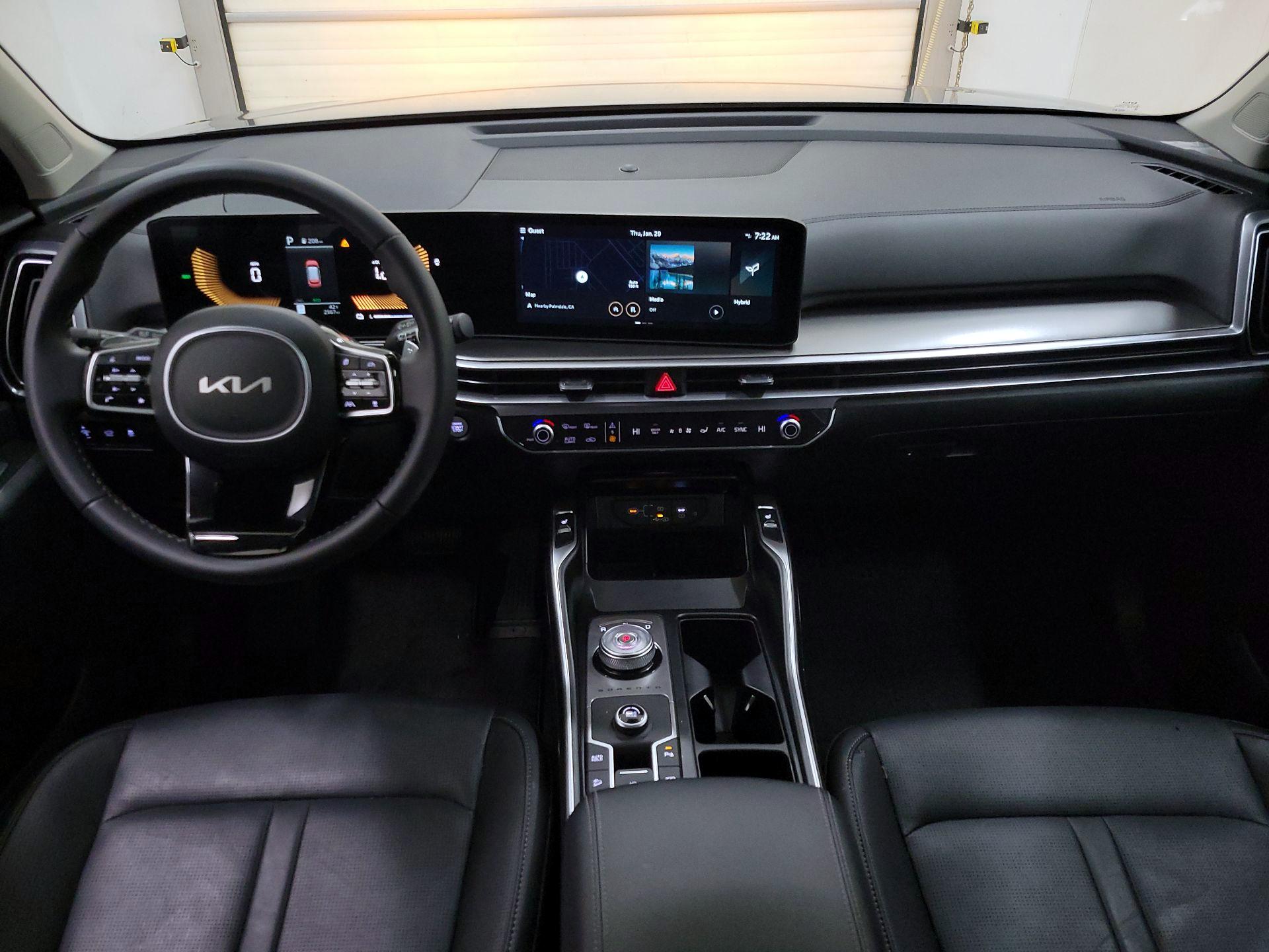 Thumbnail: 2025 Kia Sorento - 9