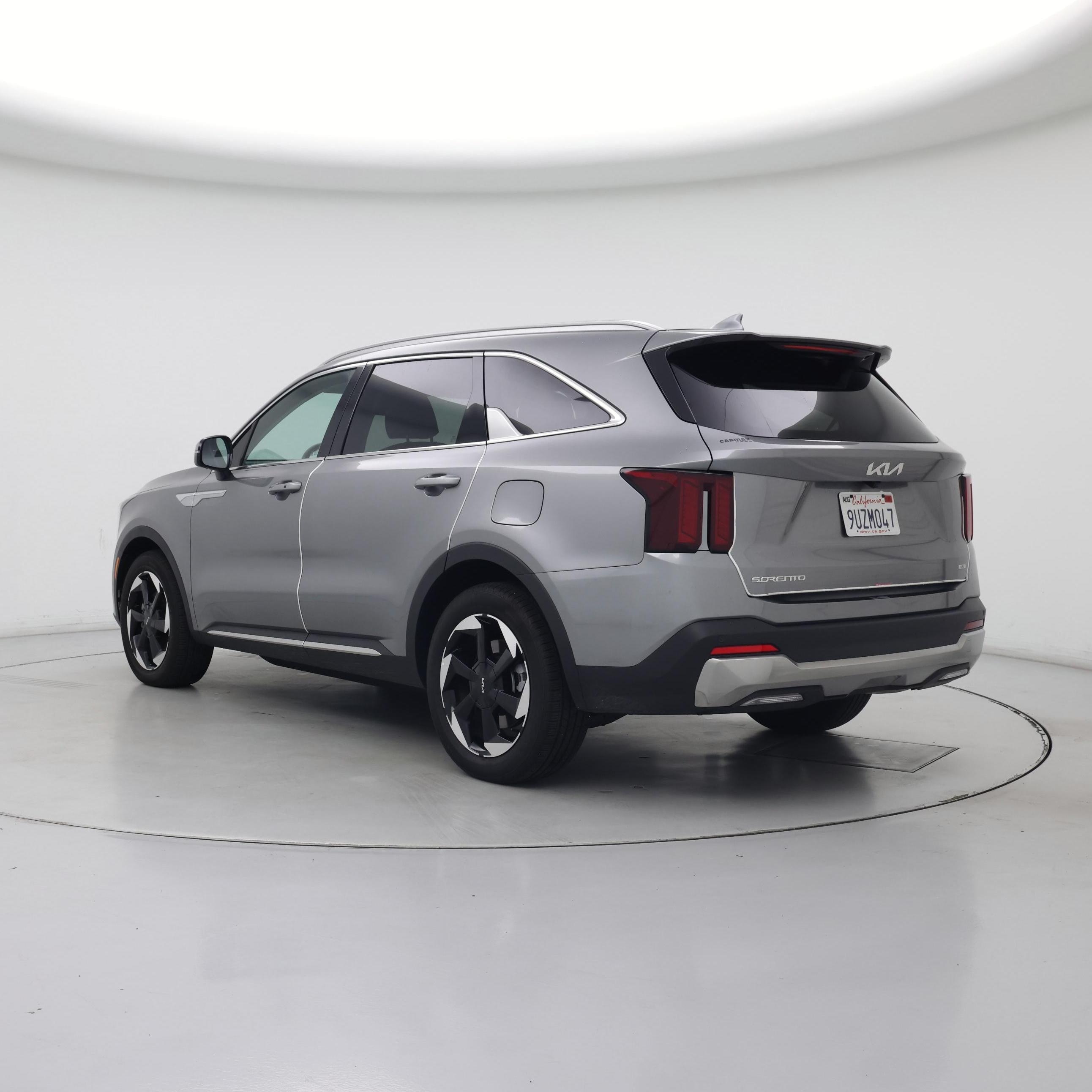 Thumbnail: 2025 Kia Sorento - 2