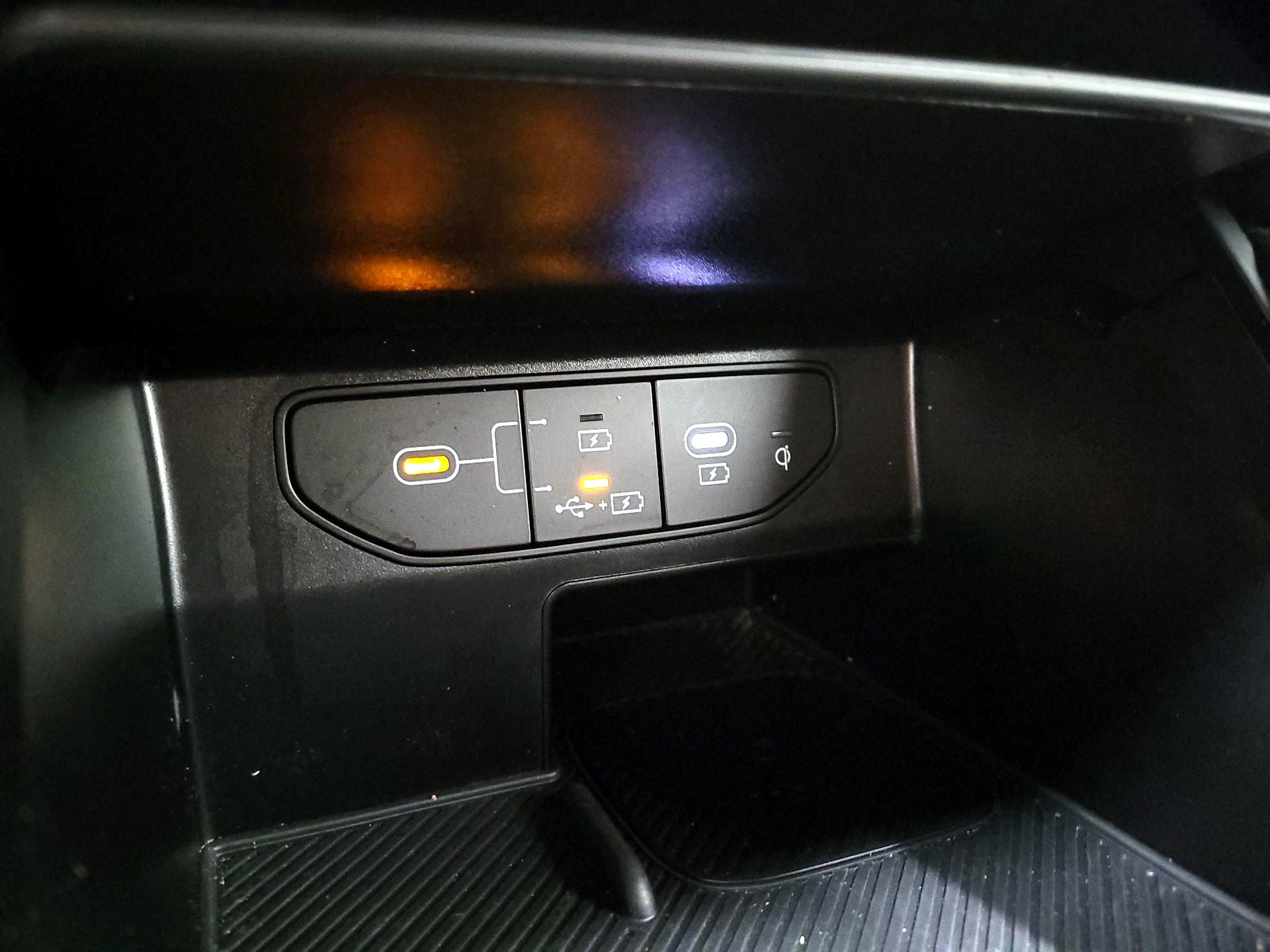 Thumbnail: 2025 Kia Sorento - 19