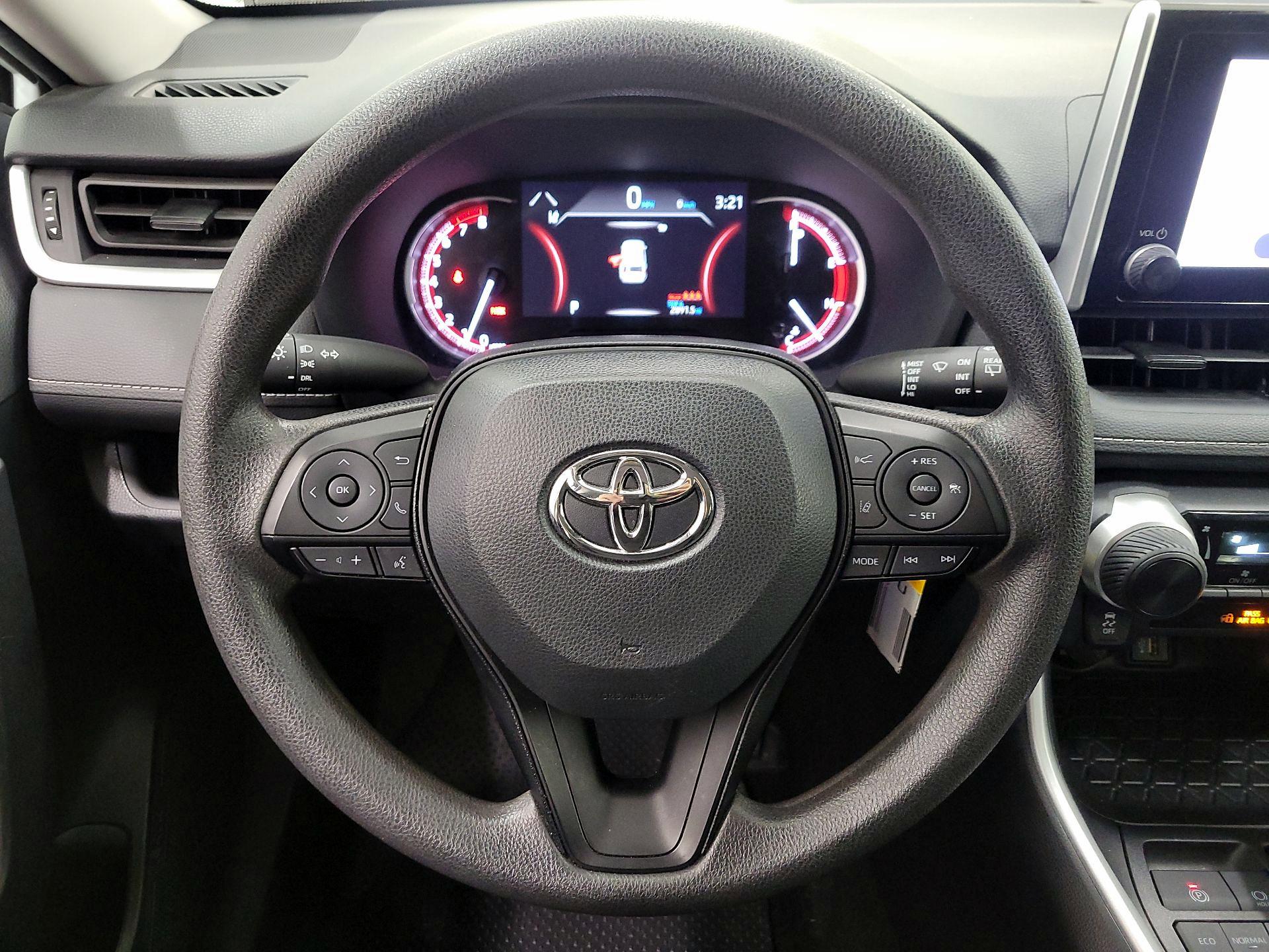 Thumbnail: 2024 Toyota RAV4 - 10