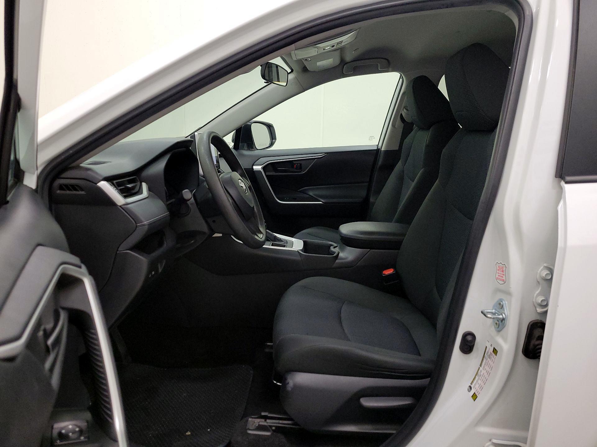 Thumbnail: 2024 Toyota RAV4 - 11