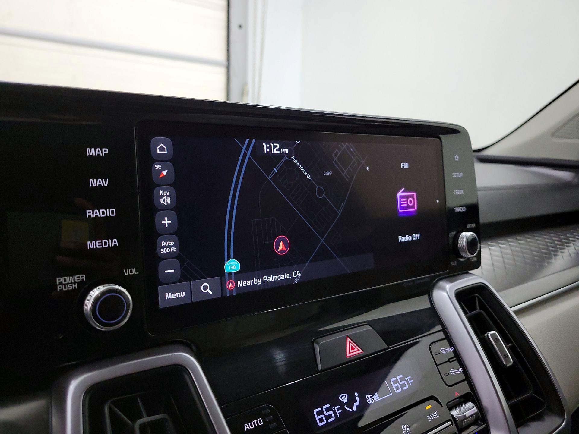 Thumbnail: 2023 Kia Sorento - 14