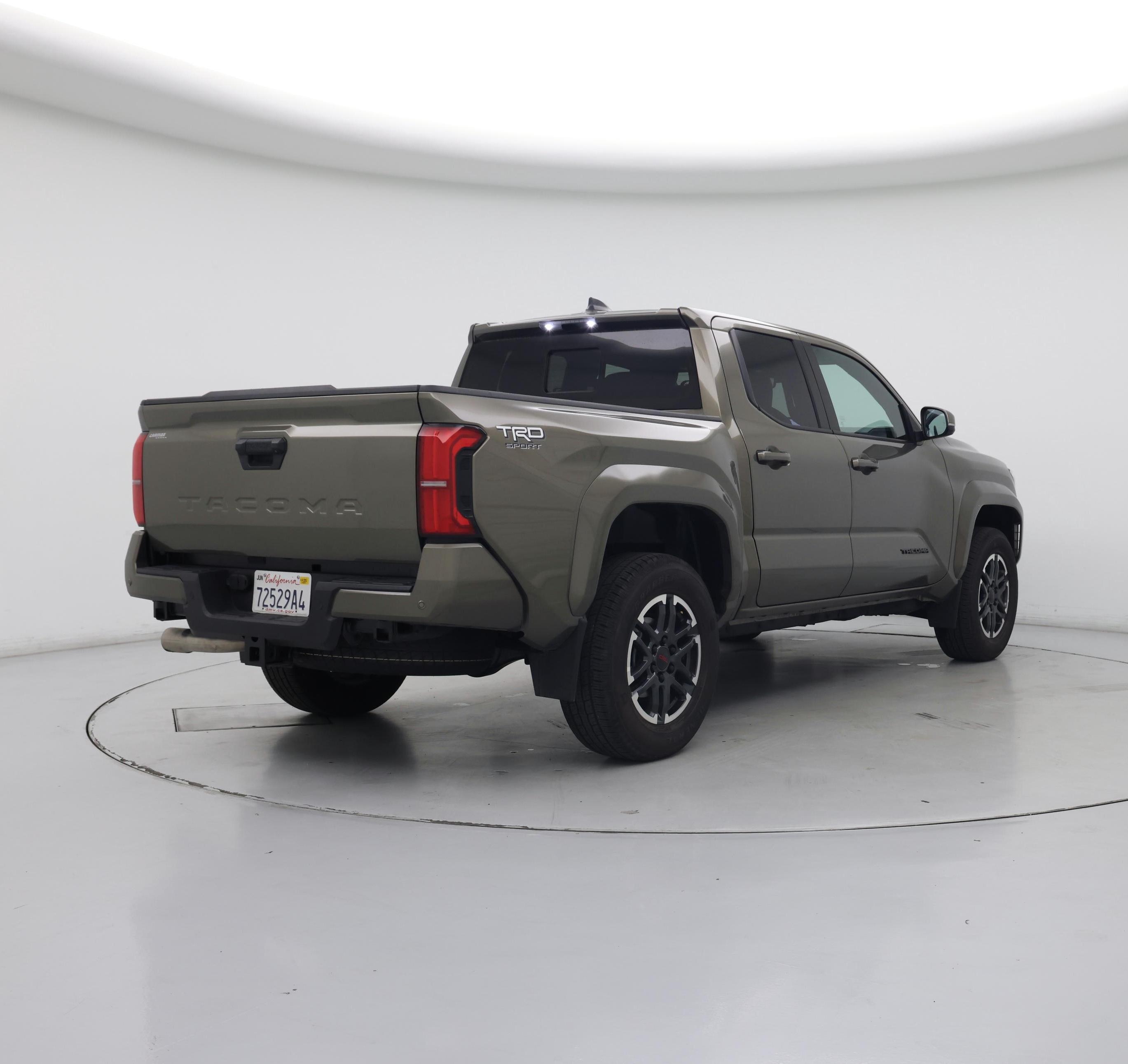 Thumbnail: 2024 Toyota Tacoma - 8