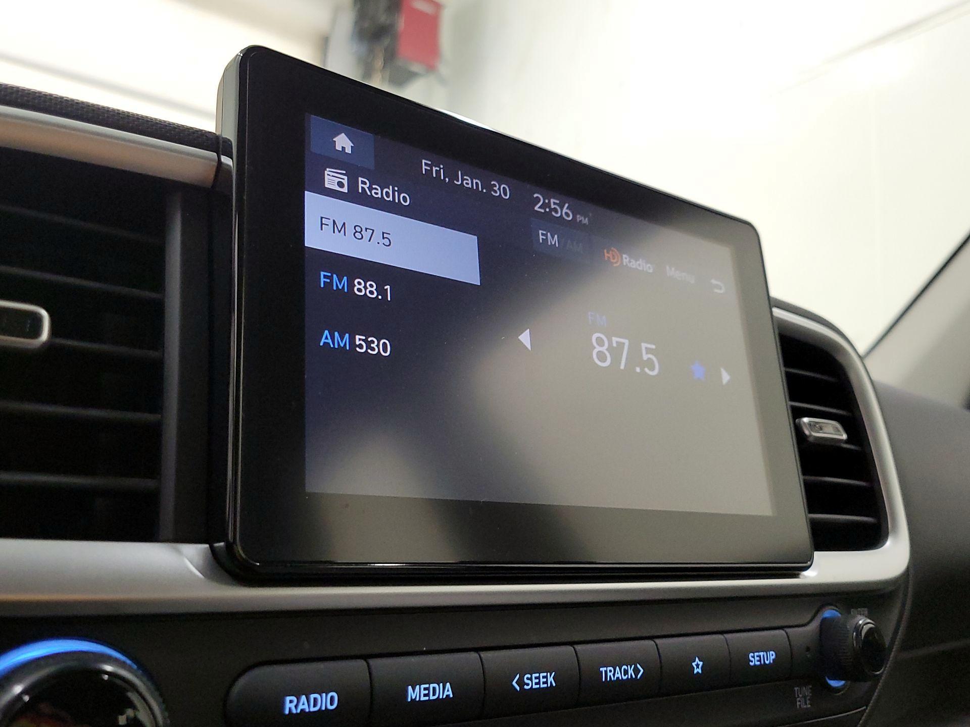 Thumbnail: 2023 Hyundai Venue - 14