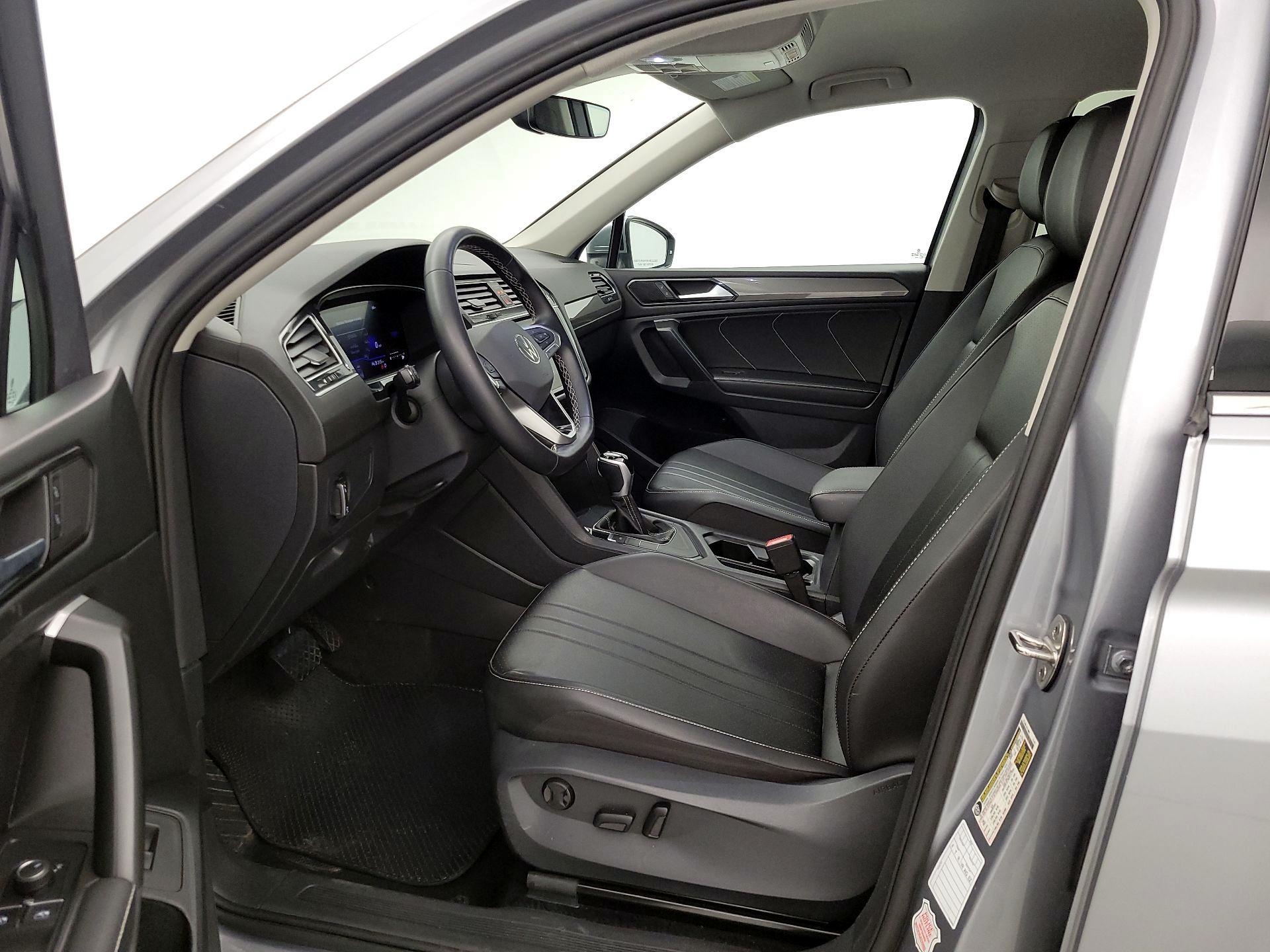 Thumbnail: 2024 Volkswagen Tiguan - 11