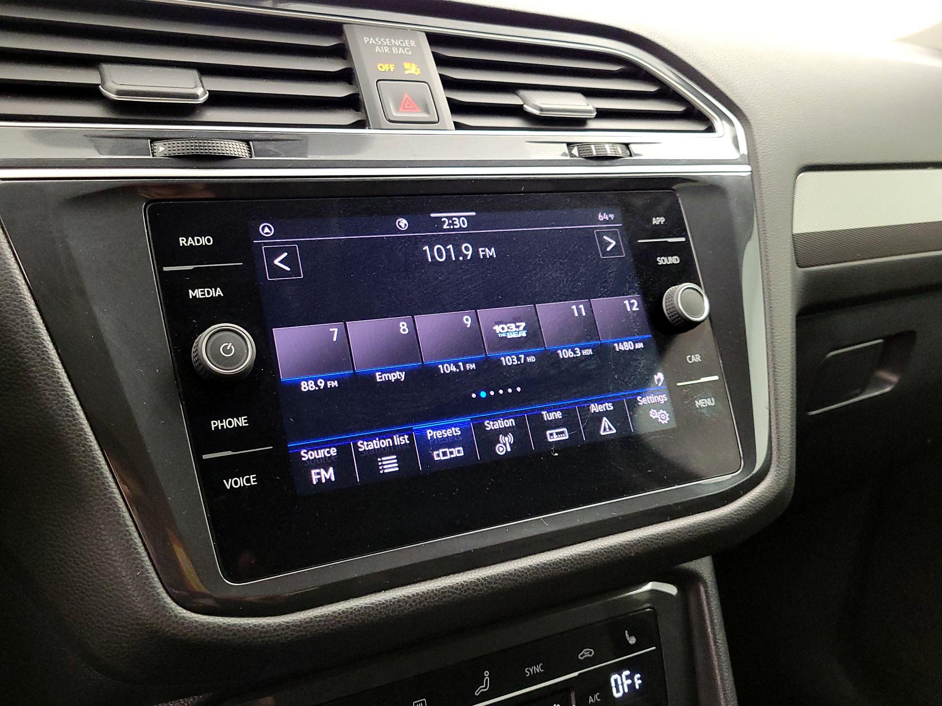 Thumbnail: 2024 Volkswagen Tiguan - 15