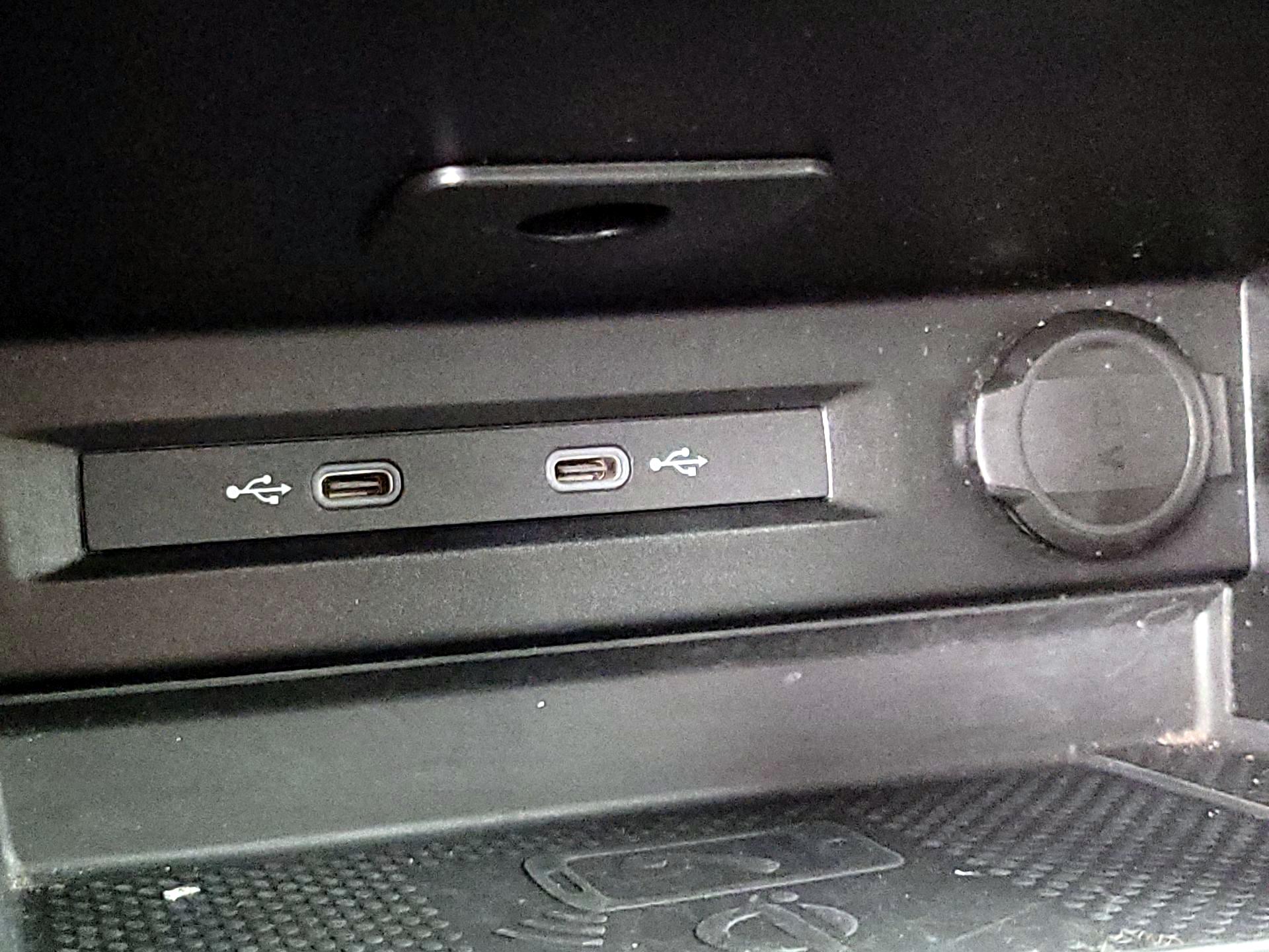 Thumbnail: 2024 Volkswagen Tiguan - 18