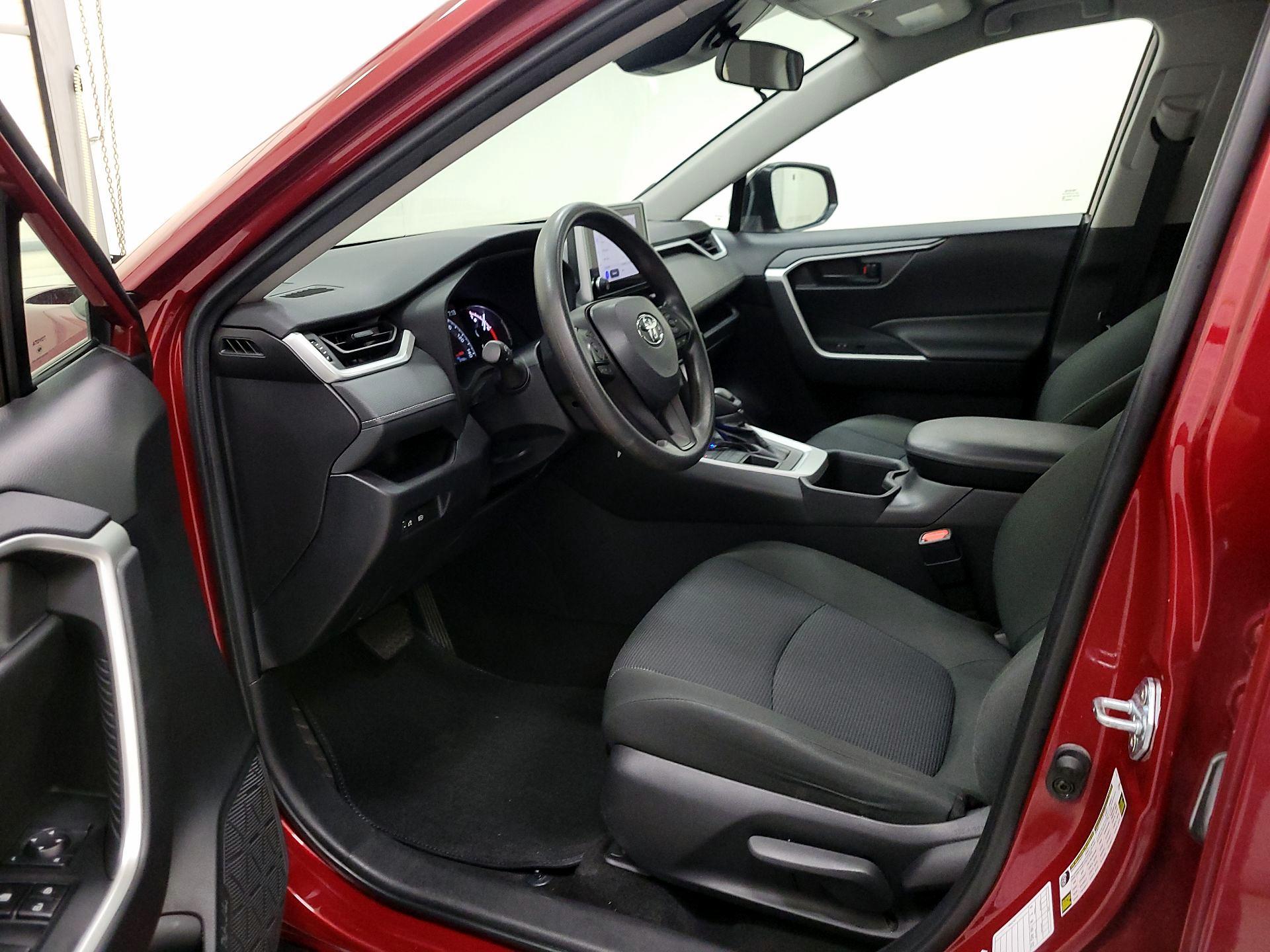 Thumbnail: 2024 Toyota RAV4 - 11