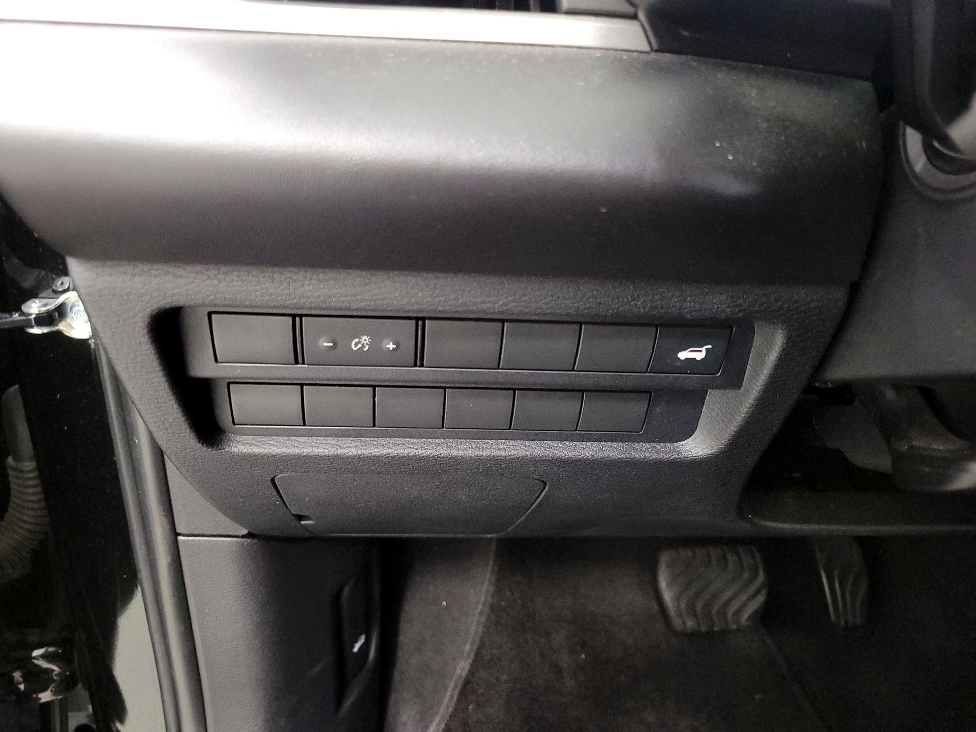 Thumbnail: 2022 Mitsubishi Outlander - 13