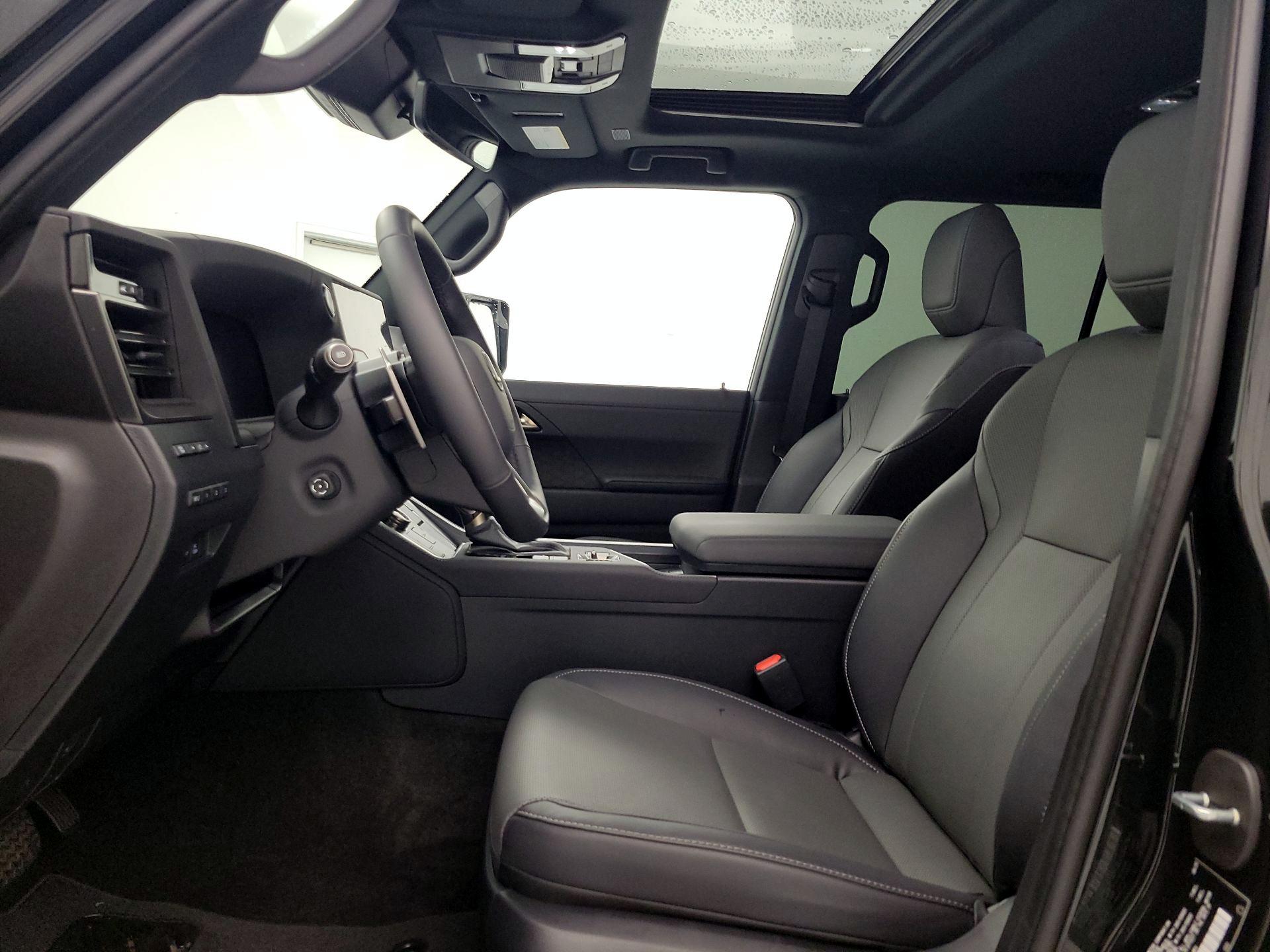 Thumbnail: 2025 Lexus GX - 11