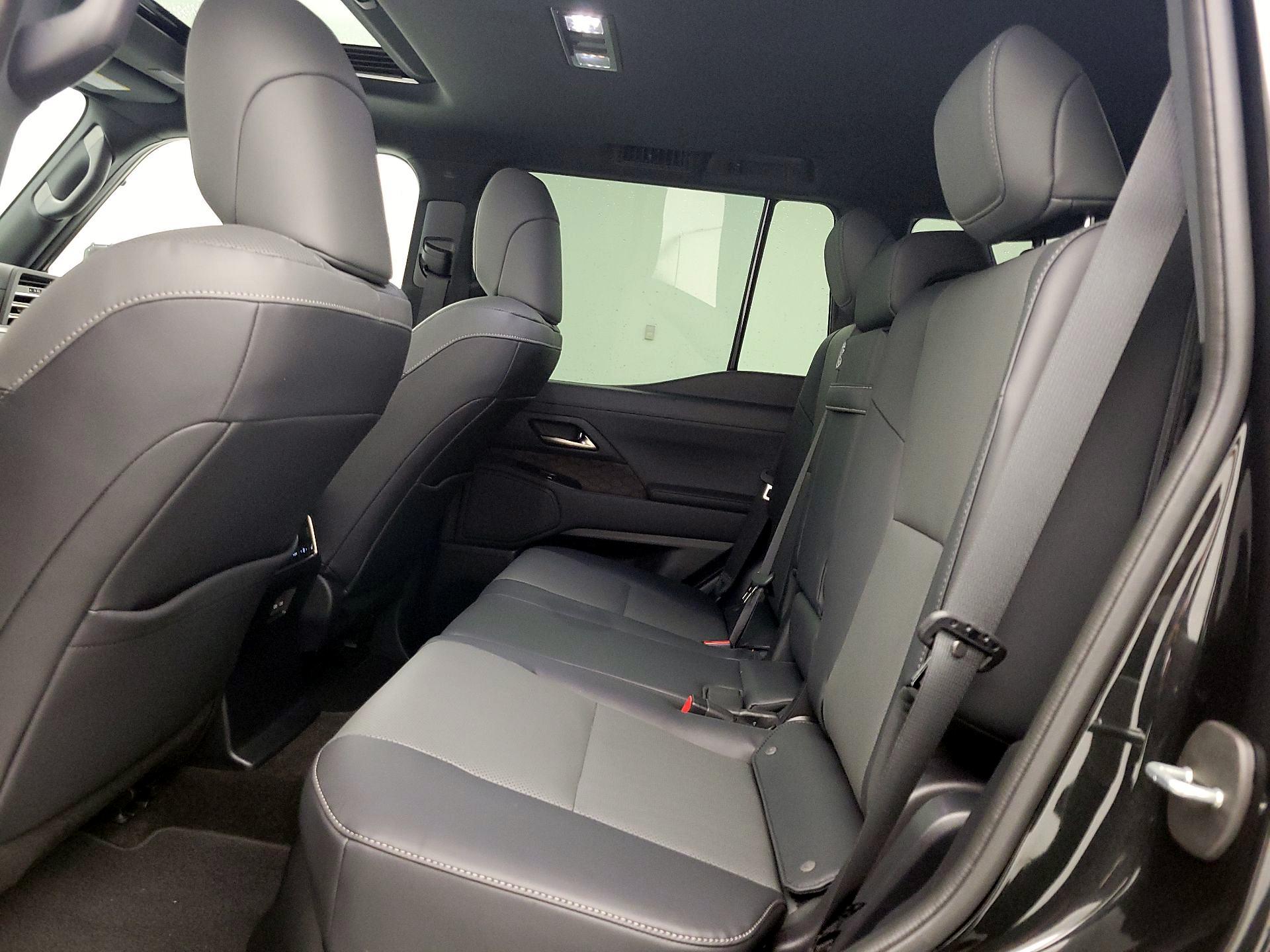 Thumbnail: 2025 Lexus GX - 20