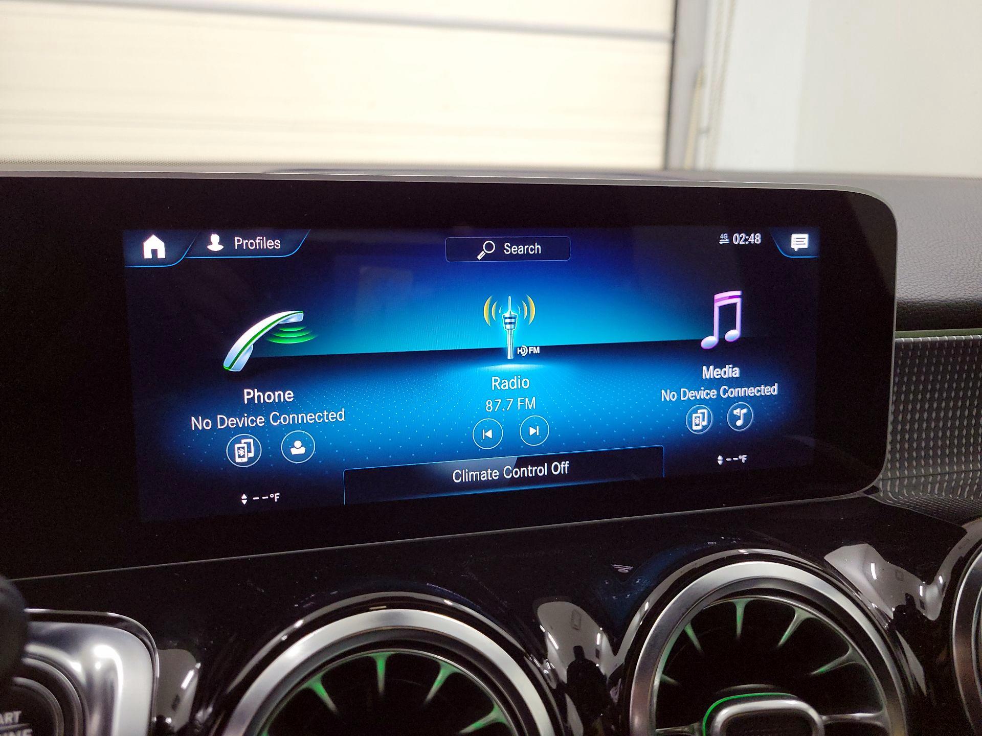 Thumbnail: 2021 Mercedes-Benz GLB - 15