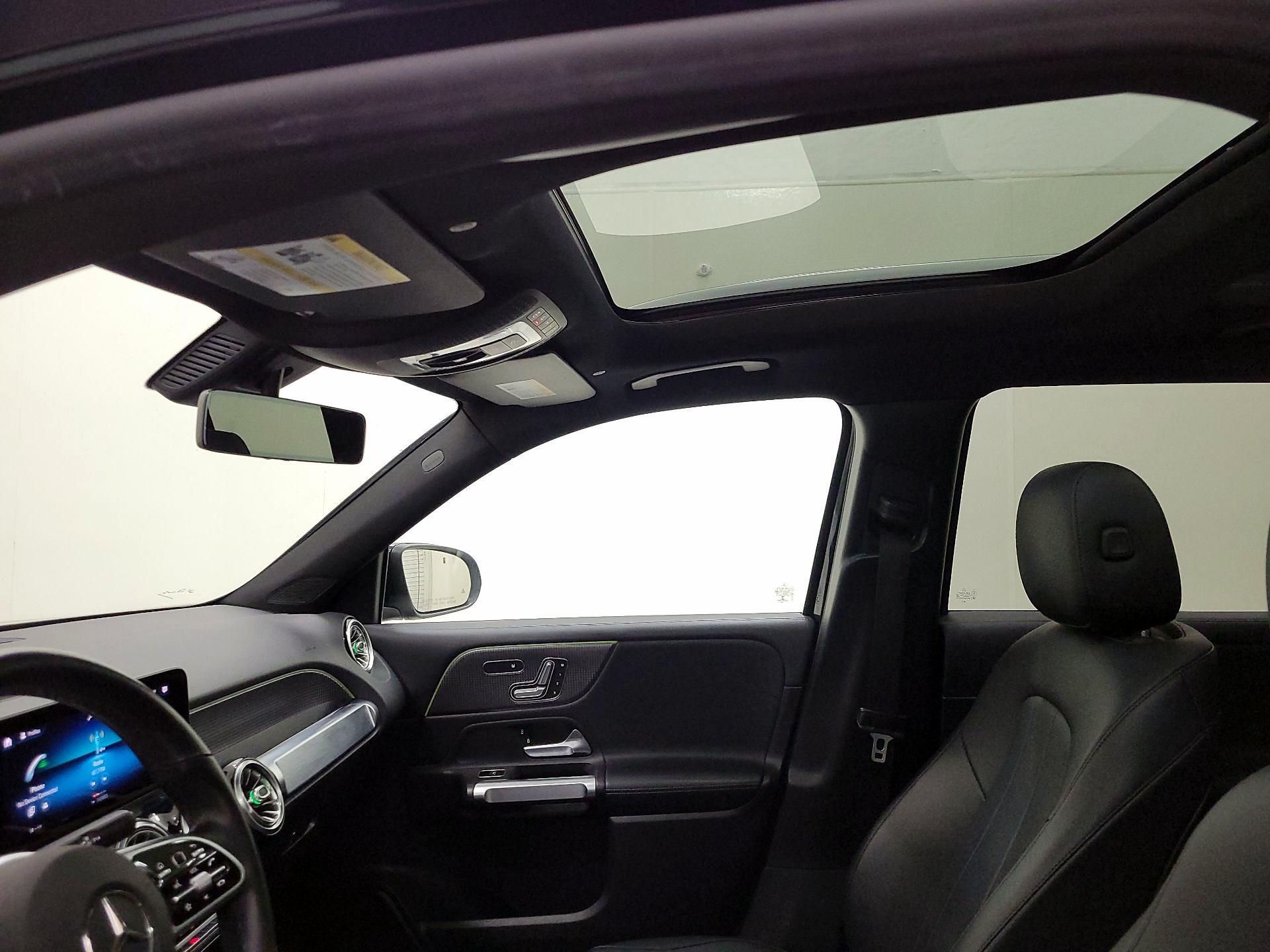 Thumbnail: 2021 Mercedes-Benz GLB - 19