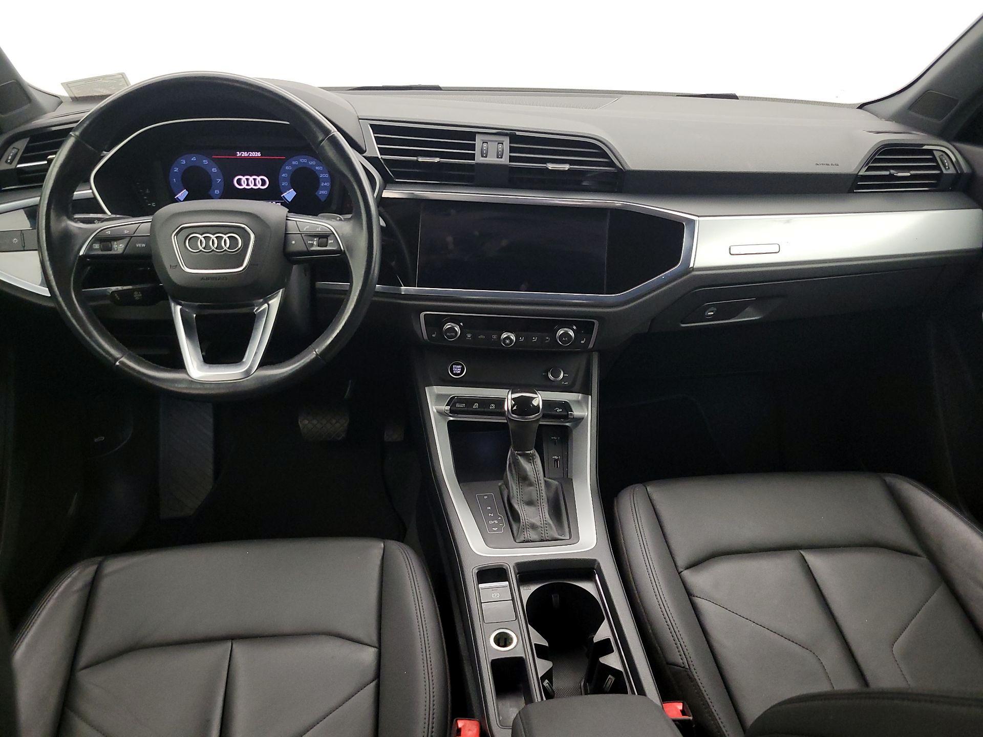 Thumbnail: 2021 Audi Q3 - 9