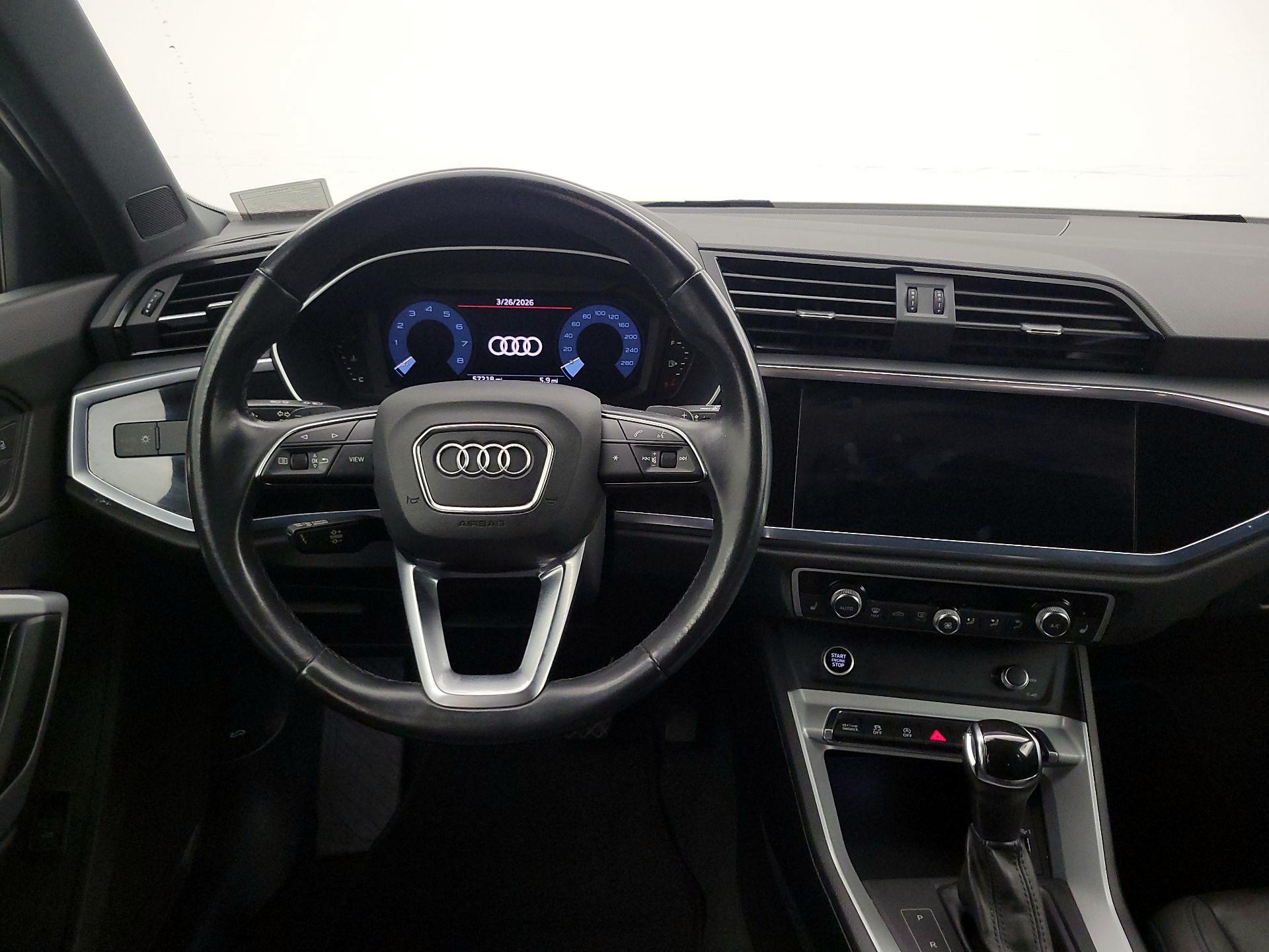 Thumbnail: 2021 Audi Q3 - 10