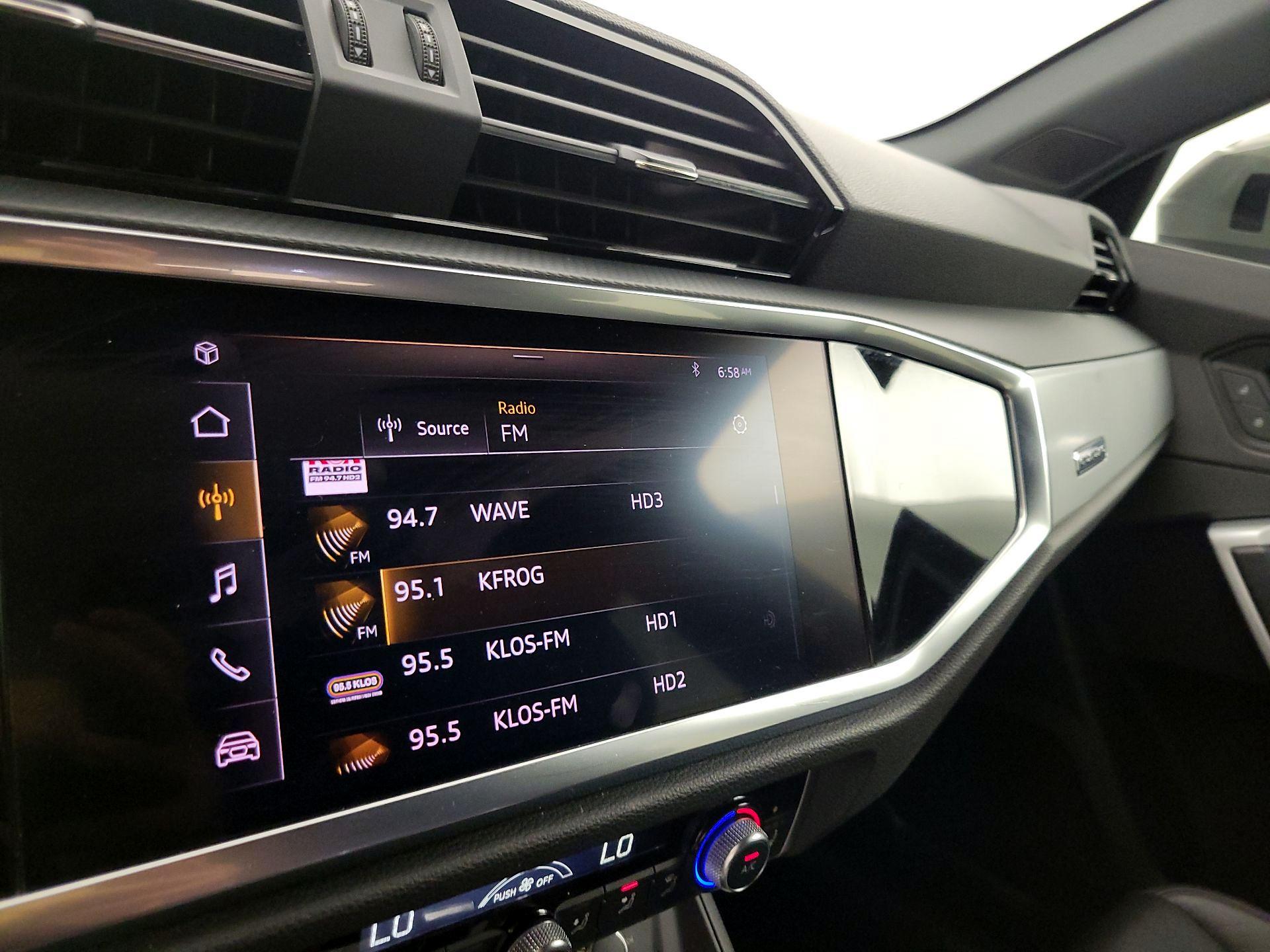Thumbnail: 2021 Audi Q3 - 15