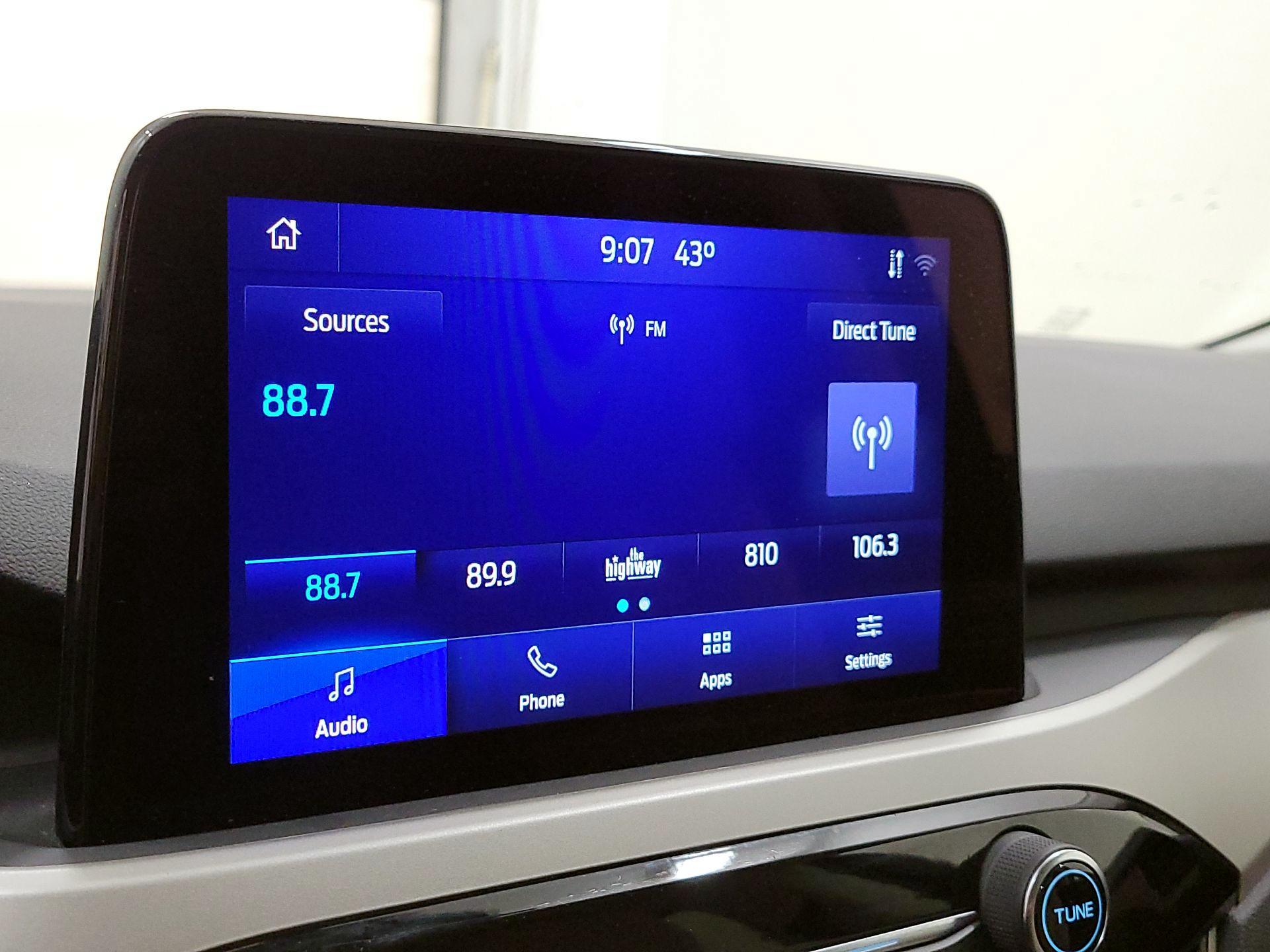 Thumbnail: 2022 Ford Escape - 15