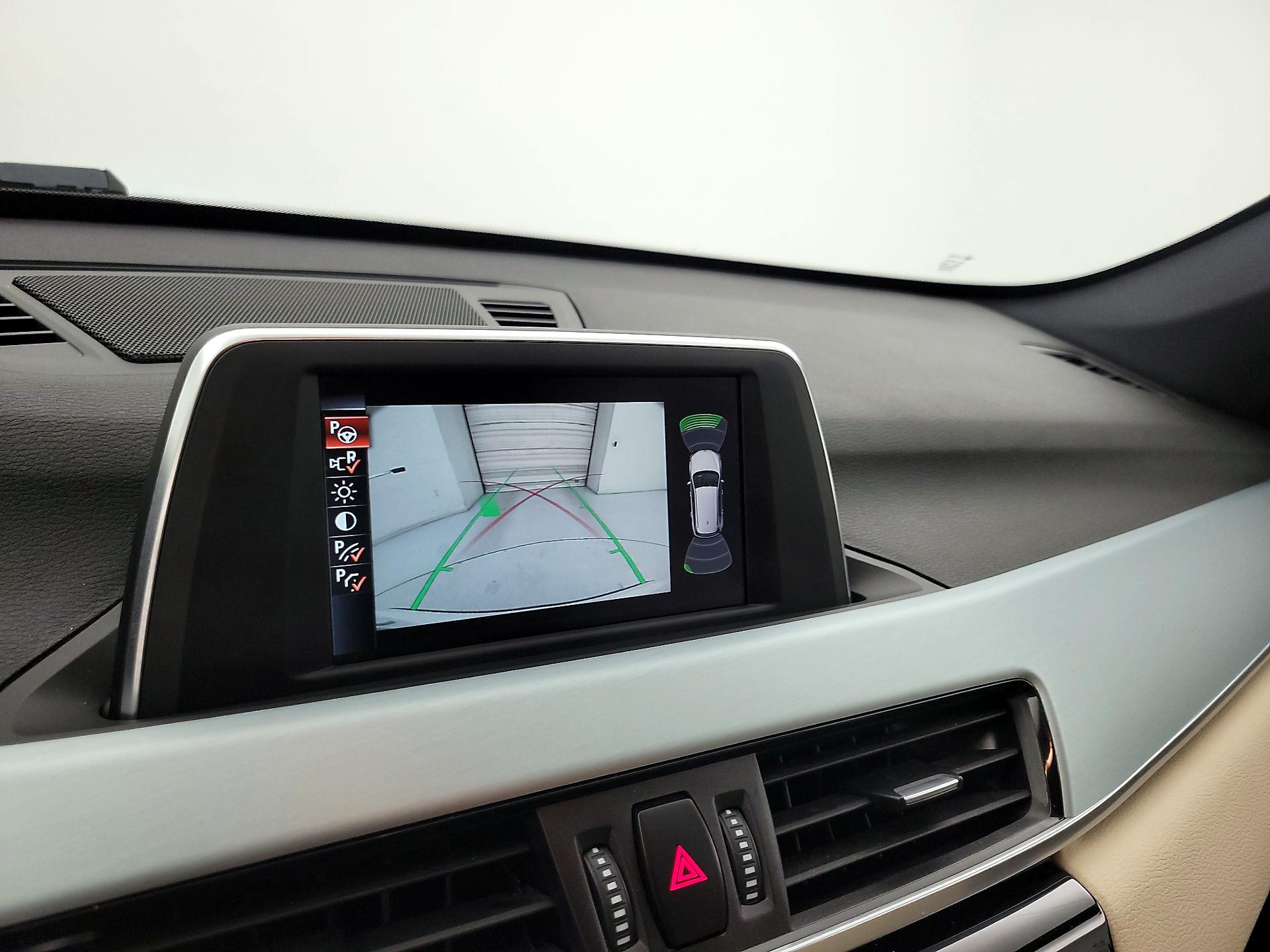 Thumbnail: 2017 BMW X1 - 14