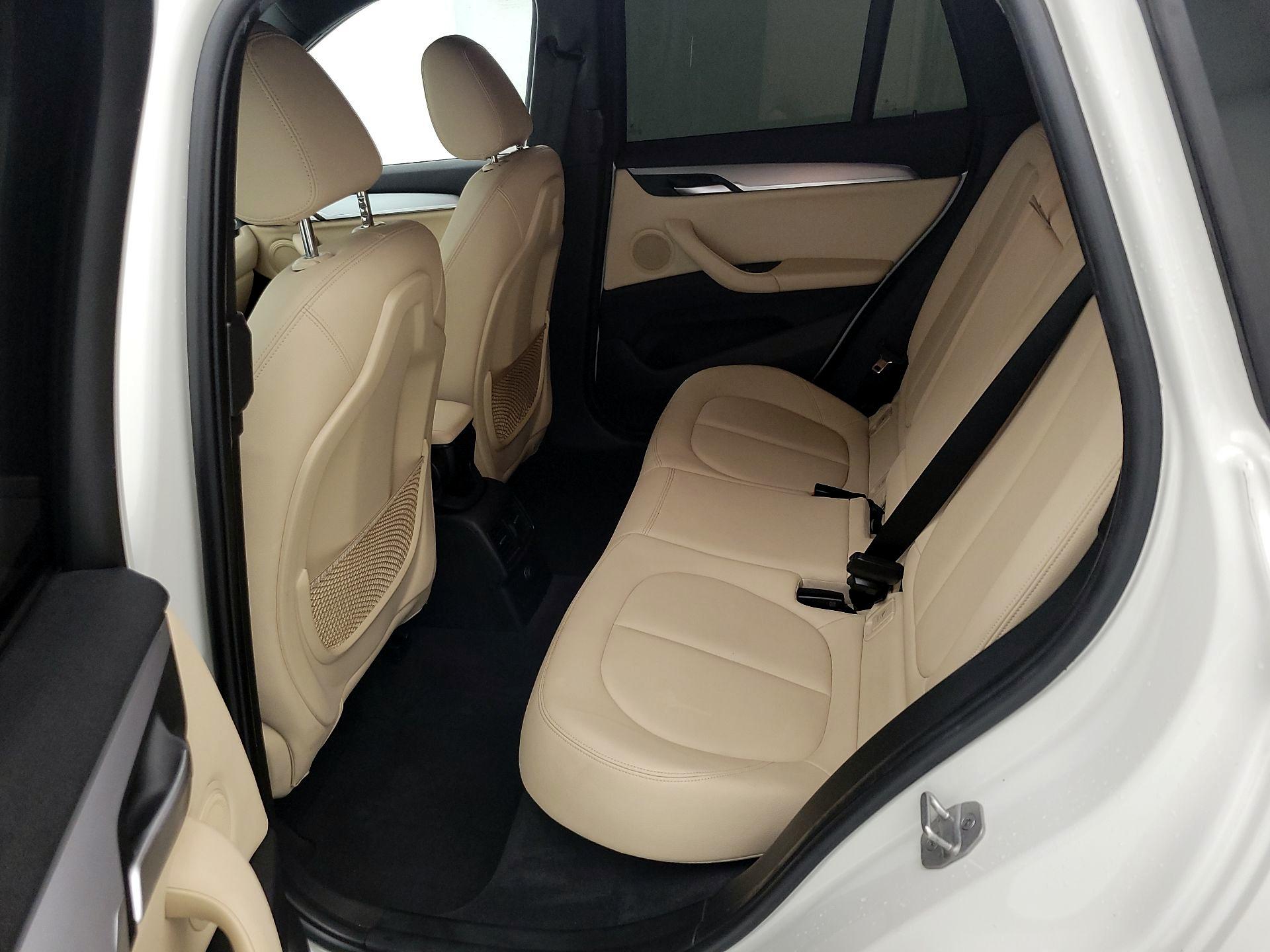 Thumbnail: 2017 BMW X1 - 18