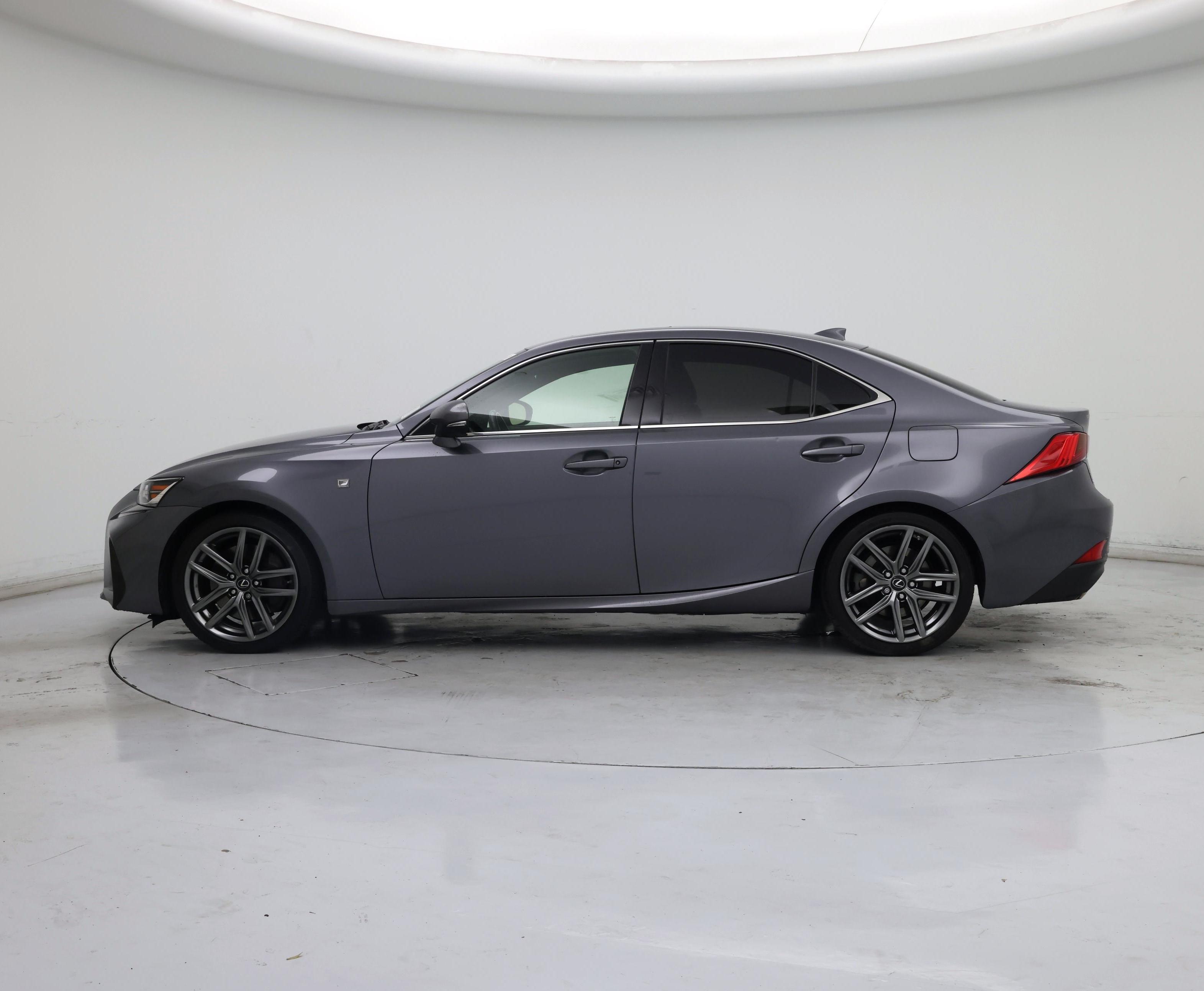 Thumbnail: 2018 Lexus IS - 3