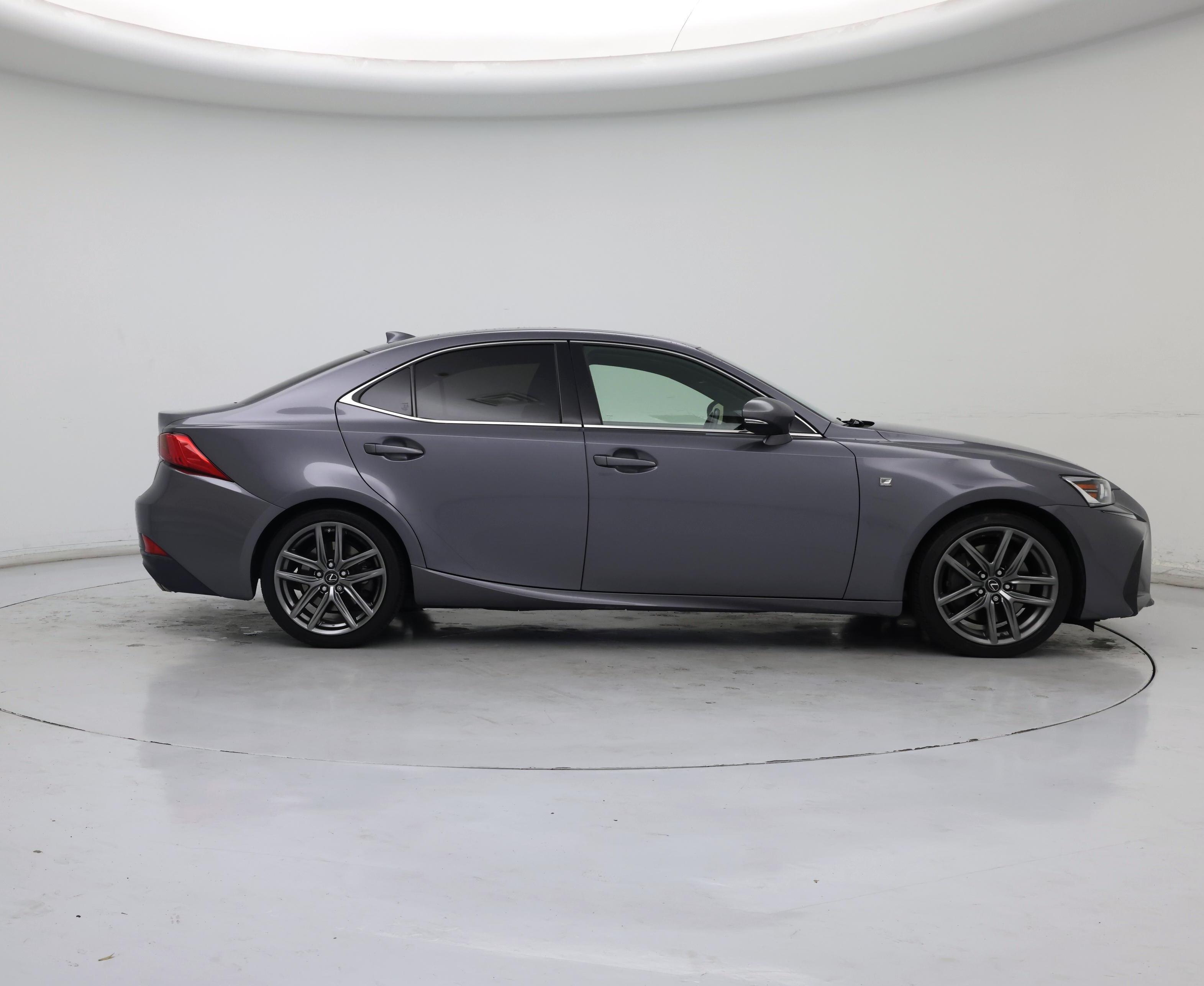 Thumbnail: 2018 Lexus IS - 7