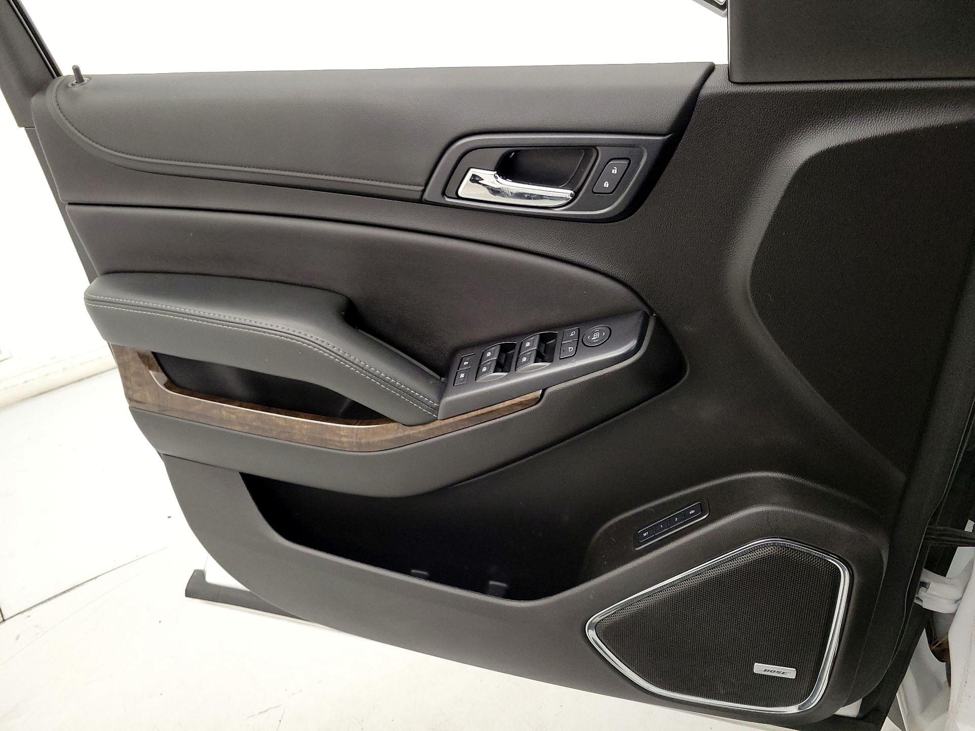 Thumbnail: 2019 Chevrolet Tahoe - 12