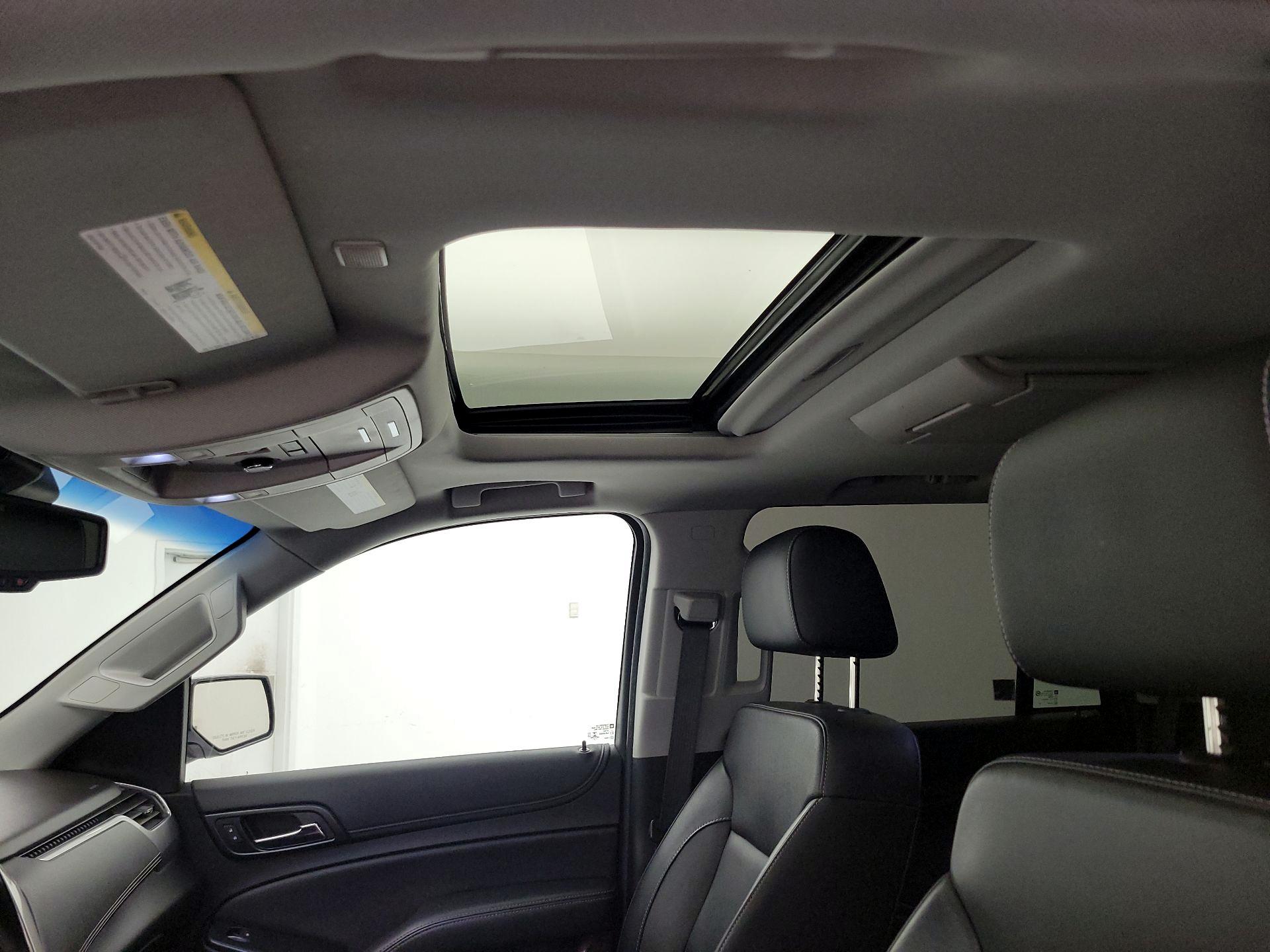 Thumbnail: 2019 Chevrolet Tahoe - 18