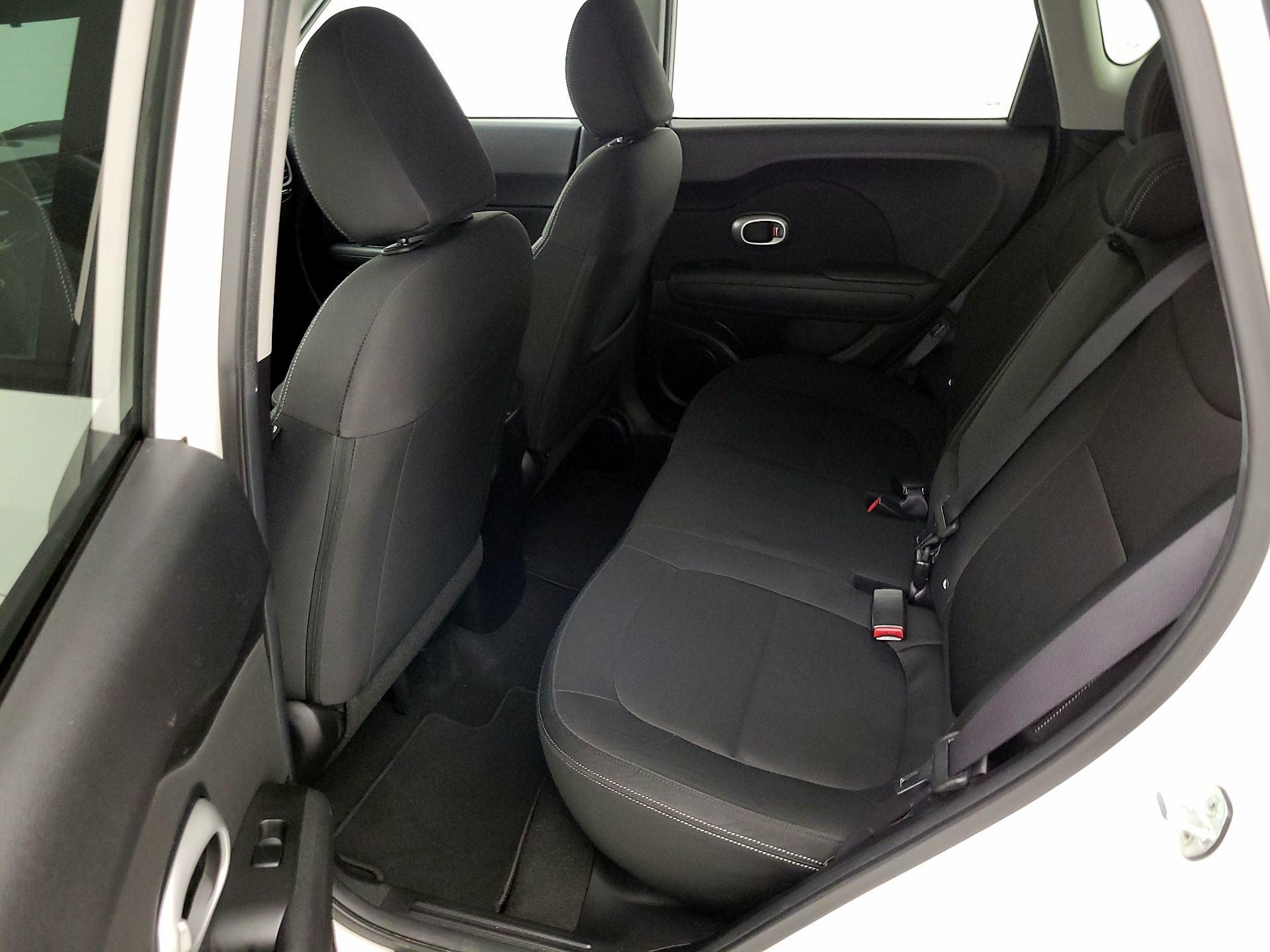 Thumbnail: 2014 Kia Soul - 18