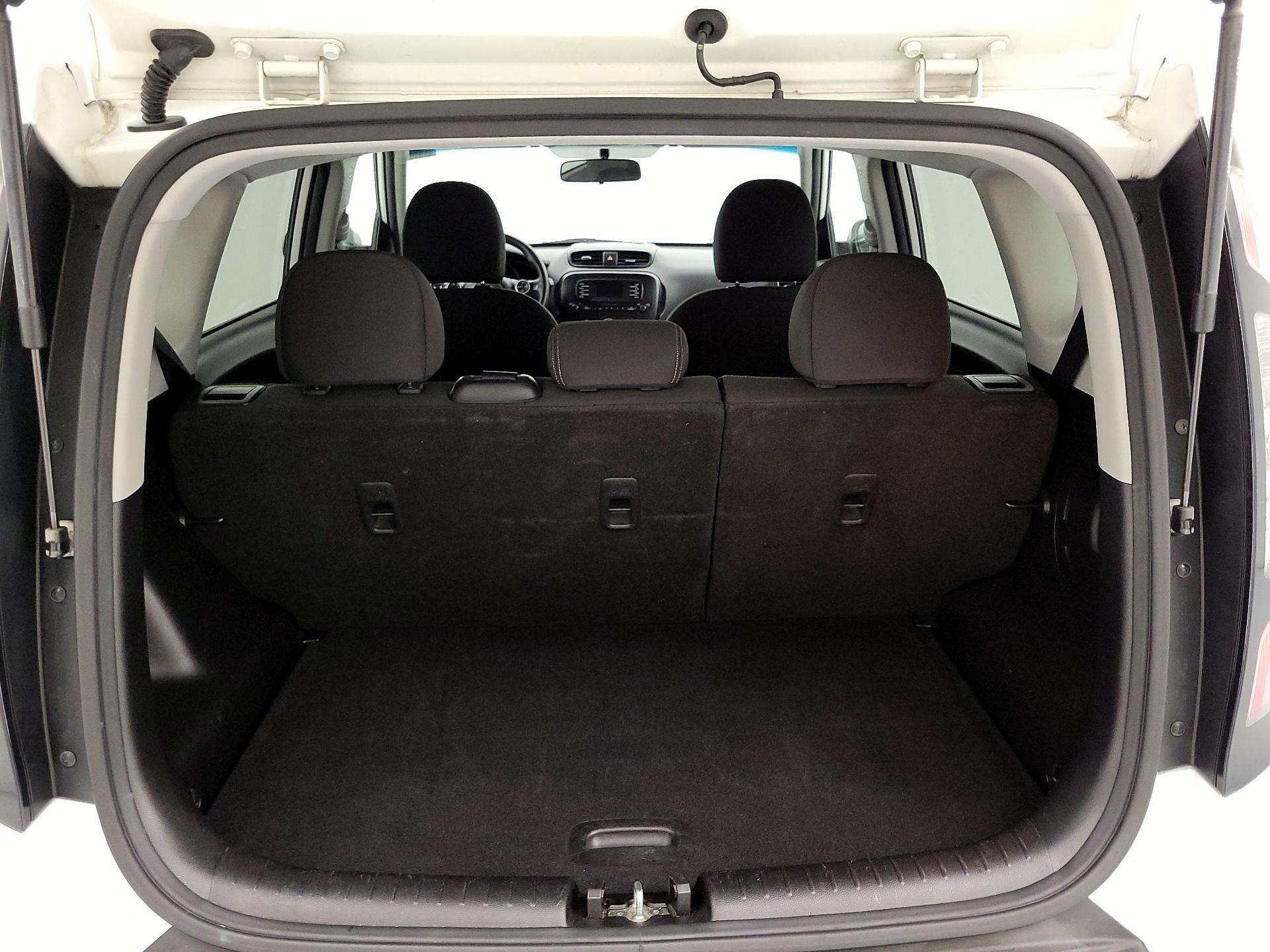 Thumbnail: 2014 Kia Soul - 19