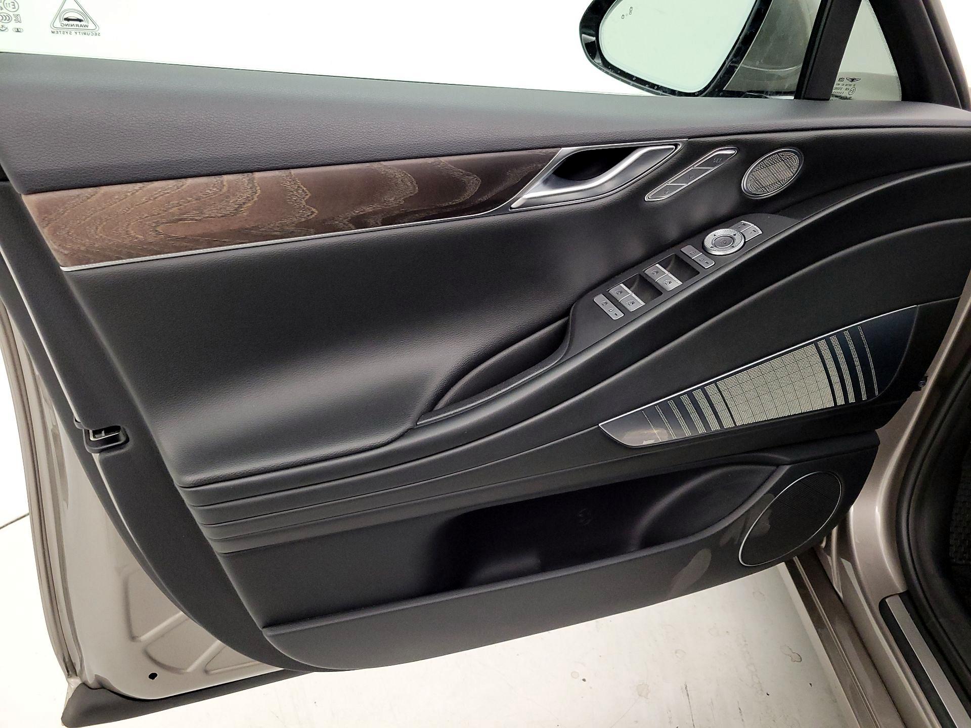 Thumbnail: 2021 Genesis G80 - 12